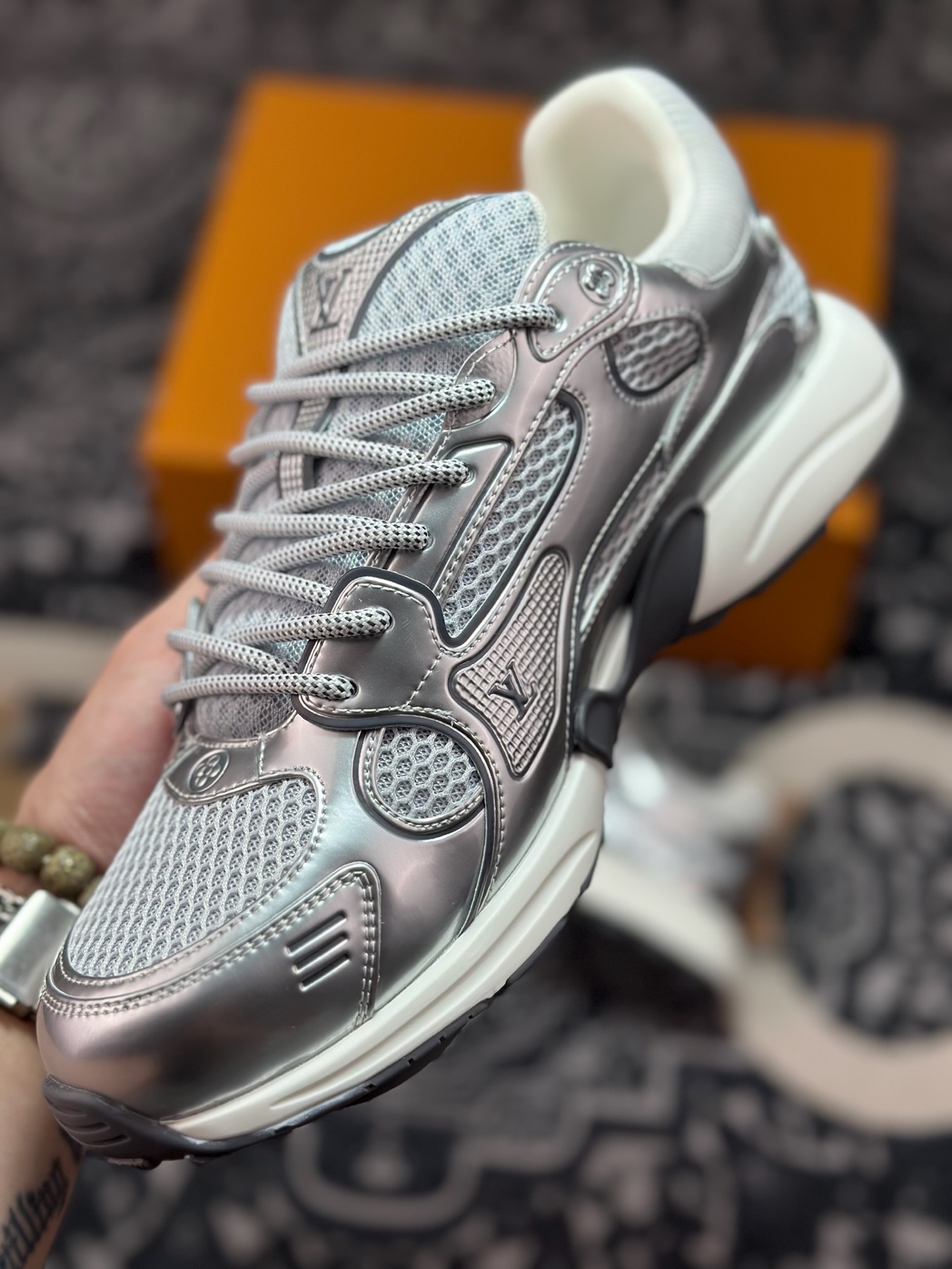 D1480 Olympia系列 情侣款 银角大王 休闲 运动鞋 跑鞋 本款 LV Olympia 运动鞋