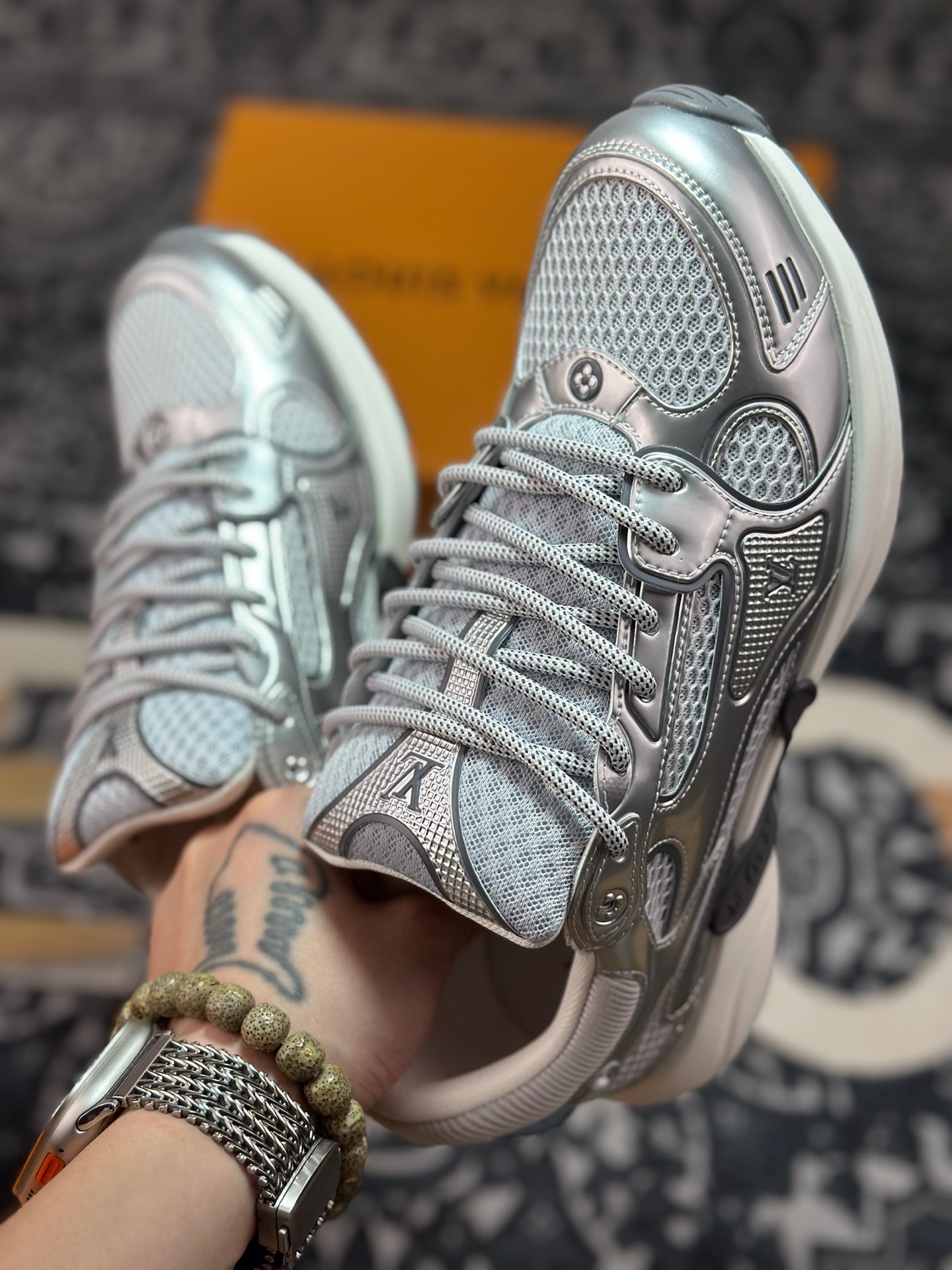 D1480 Olympia系列 情侣款 银角大王 休闲 运动鞋 跑鞋 本款 LV Olympia 运动鞋