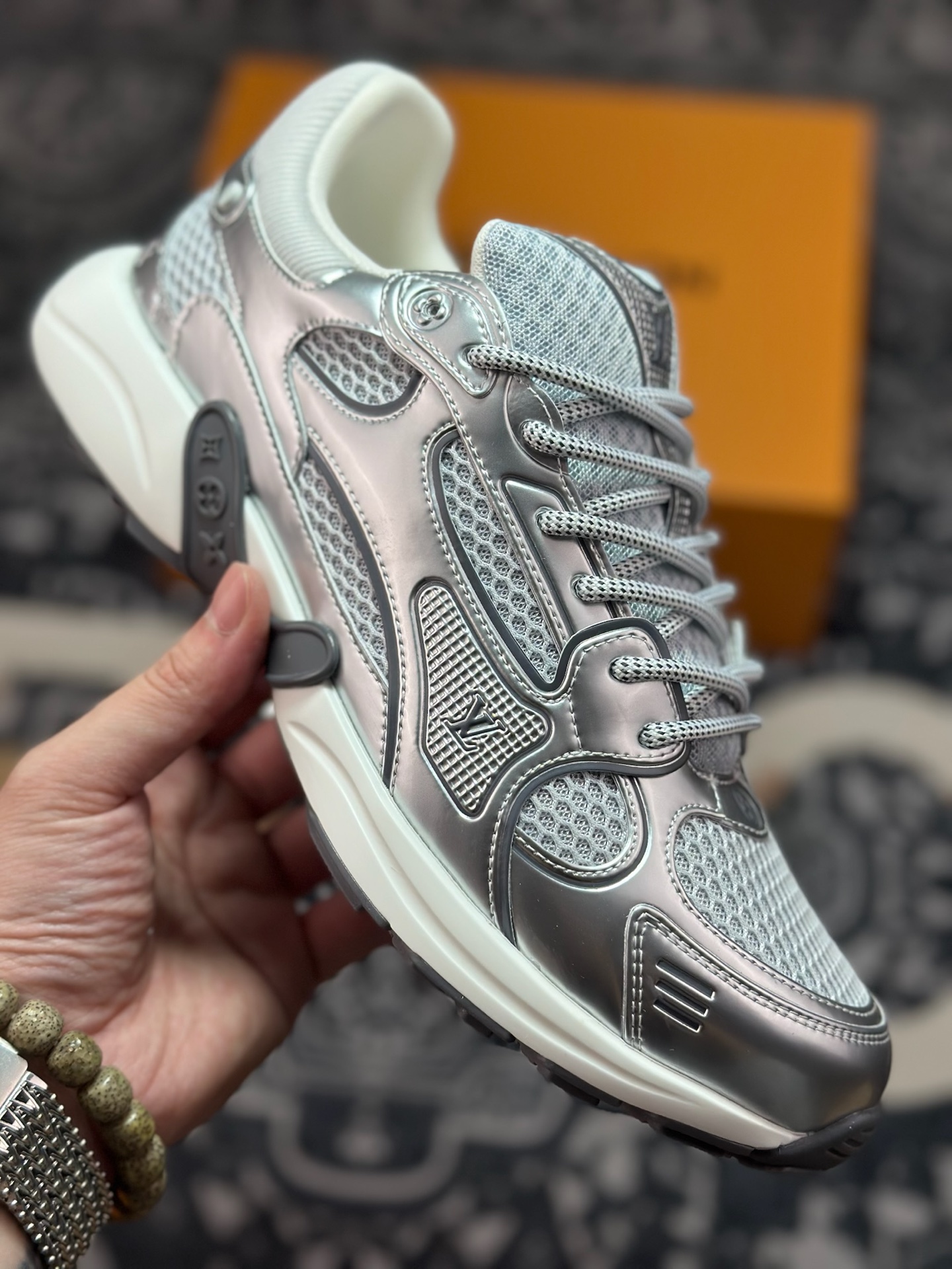 D1480 Olympia系列 情侣款 银角大王 休闲 运动鞋 跑鞋 本款 LV Olympia 运动鞋