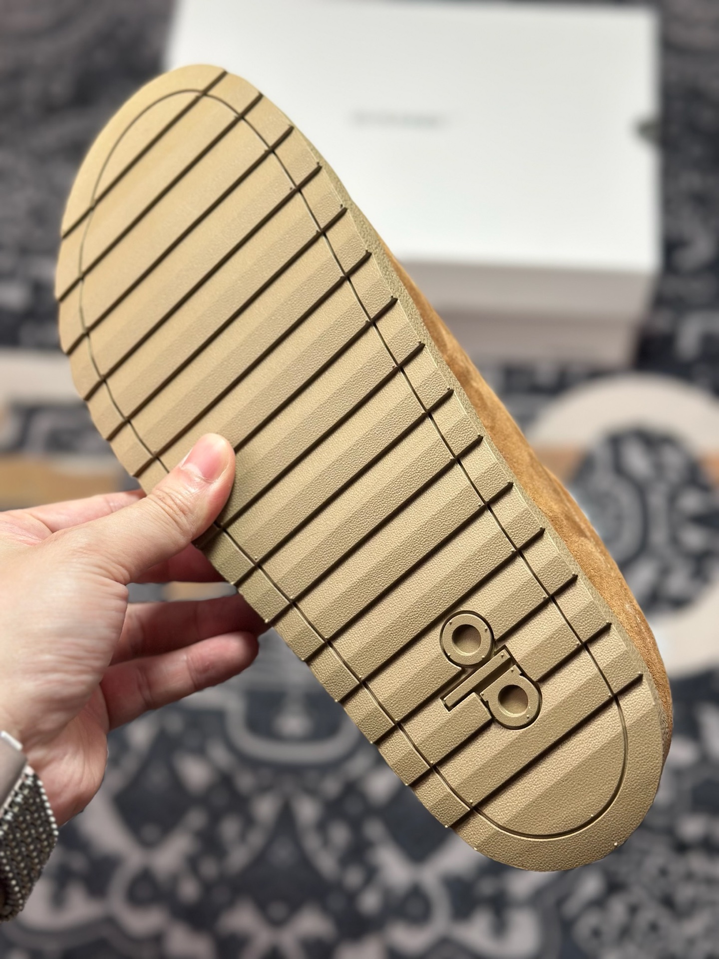 A5180 原装级别 alo yoga Recovery Slipper 包头拖鞋