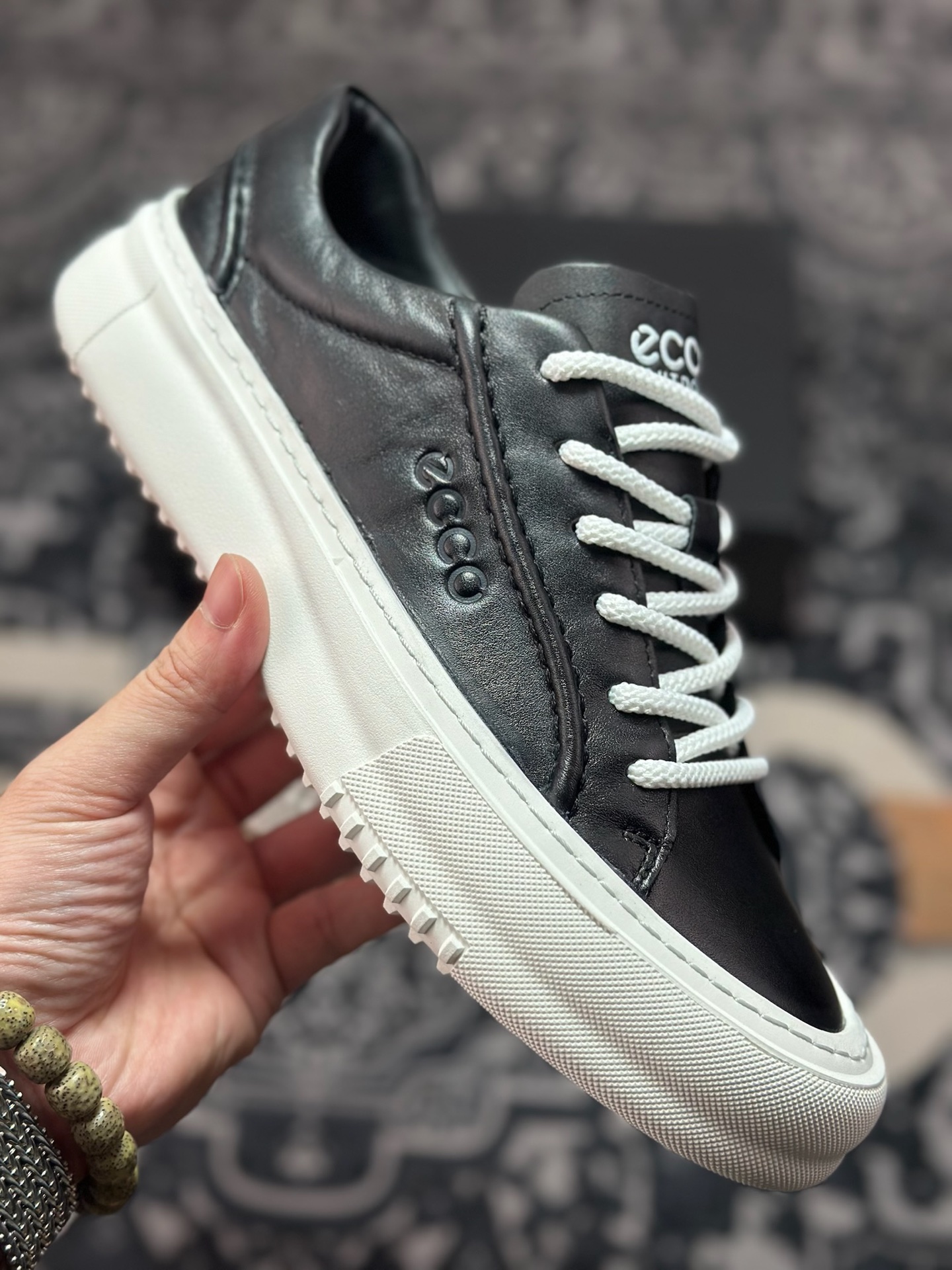 B6300 原装级别 ECCO爱步男士休闲小白鞋 简单耐看清爽版型 百搭休闲板鞋