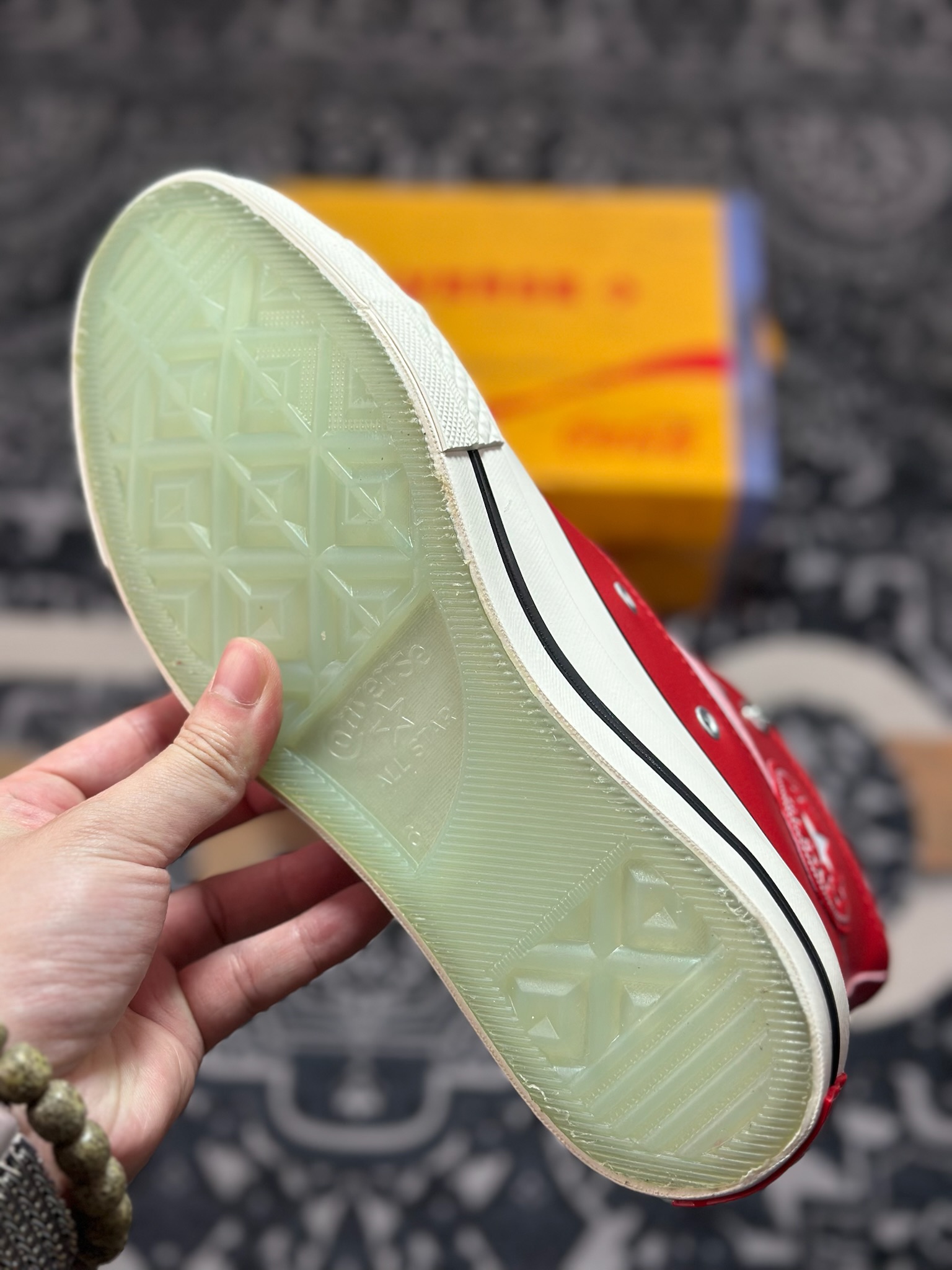 A2140 真标 年末联名 重磅来袭 Coca-Cola x Converse Chuck 70 可口可乐联名 复古皮质高帮休闲鞋 17888C