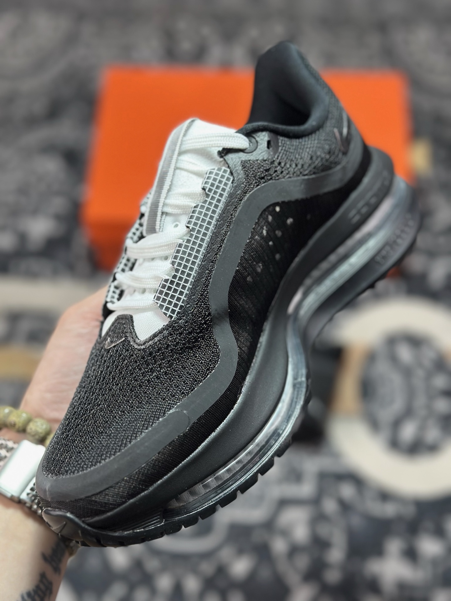 B1240 原装级别 NIKE PEGASUS PREMIUM耐克飞马公路跑步鞋 IH4369-001