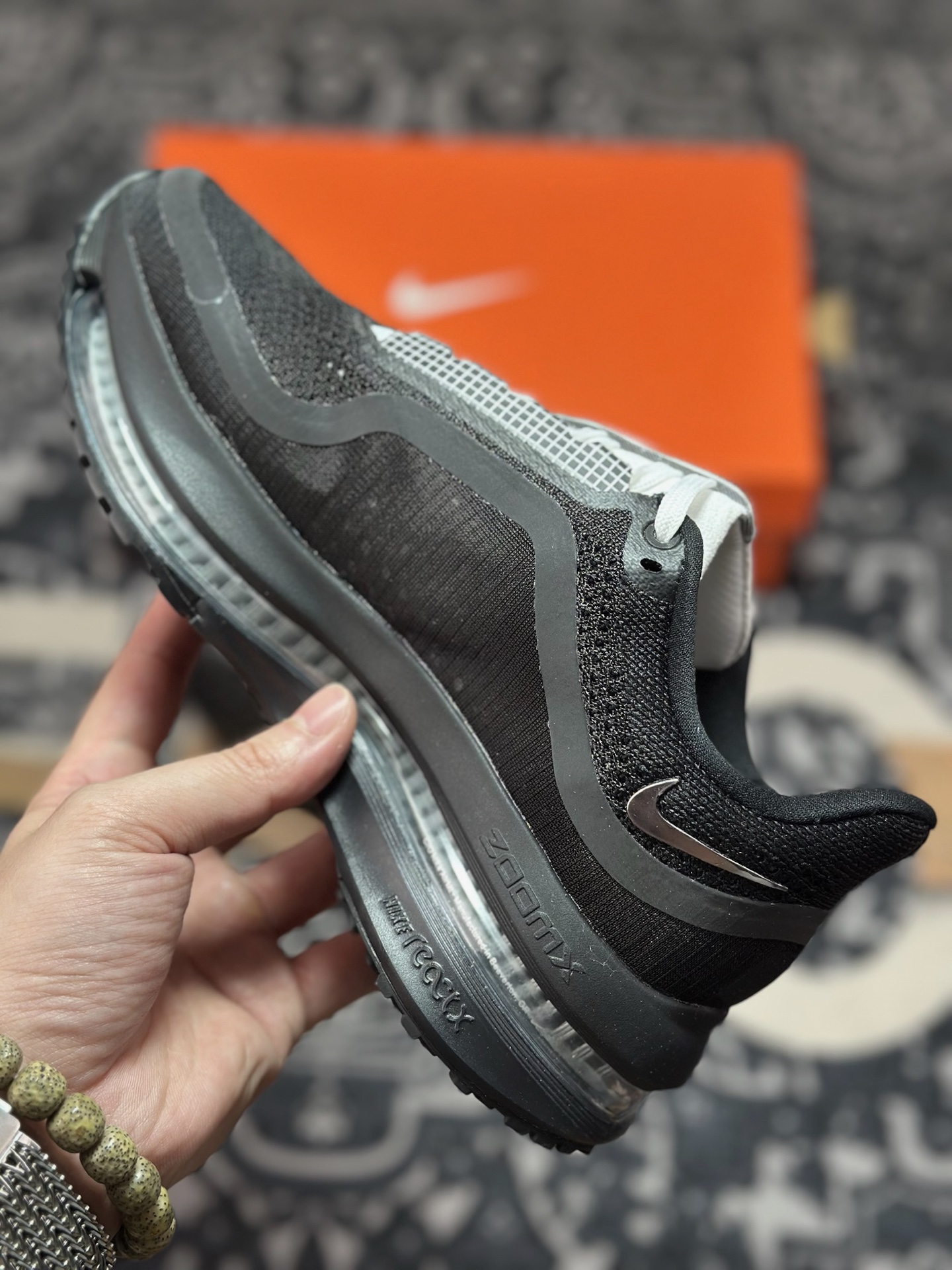 B1240 原装级别 NIKE PEGASUS PREMIUM耐克飞马公路跑步鞋 IH4369-001