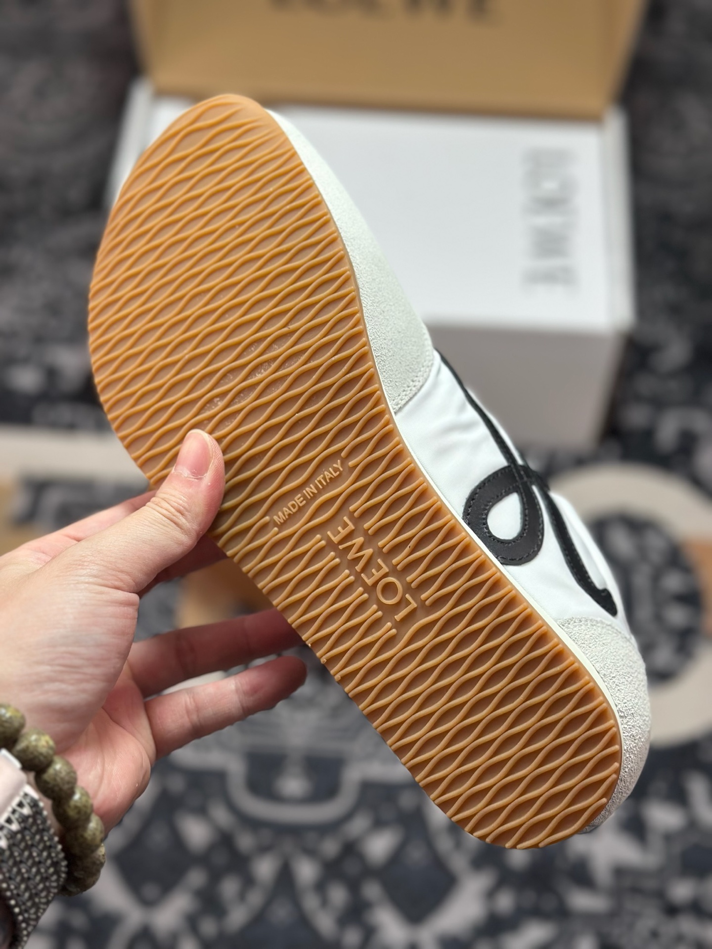 C2380 优选 原装级别 海淘专供版 Loewe 罗意威 Ballet Runner 25ss巴黎时装周 复古运动鞋