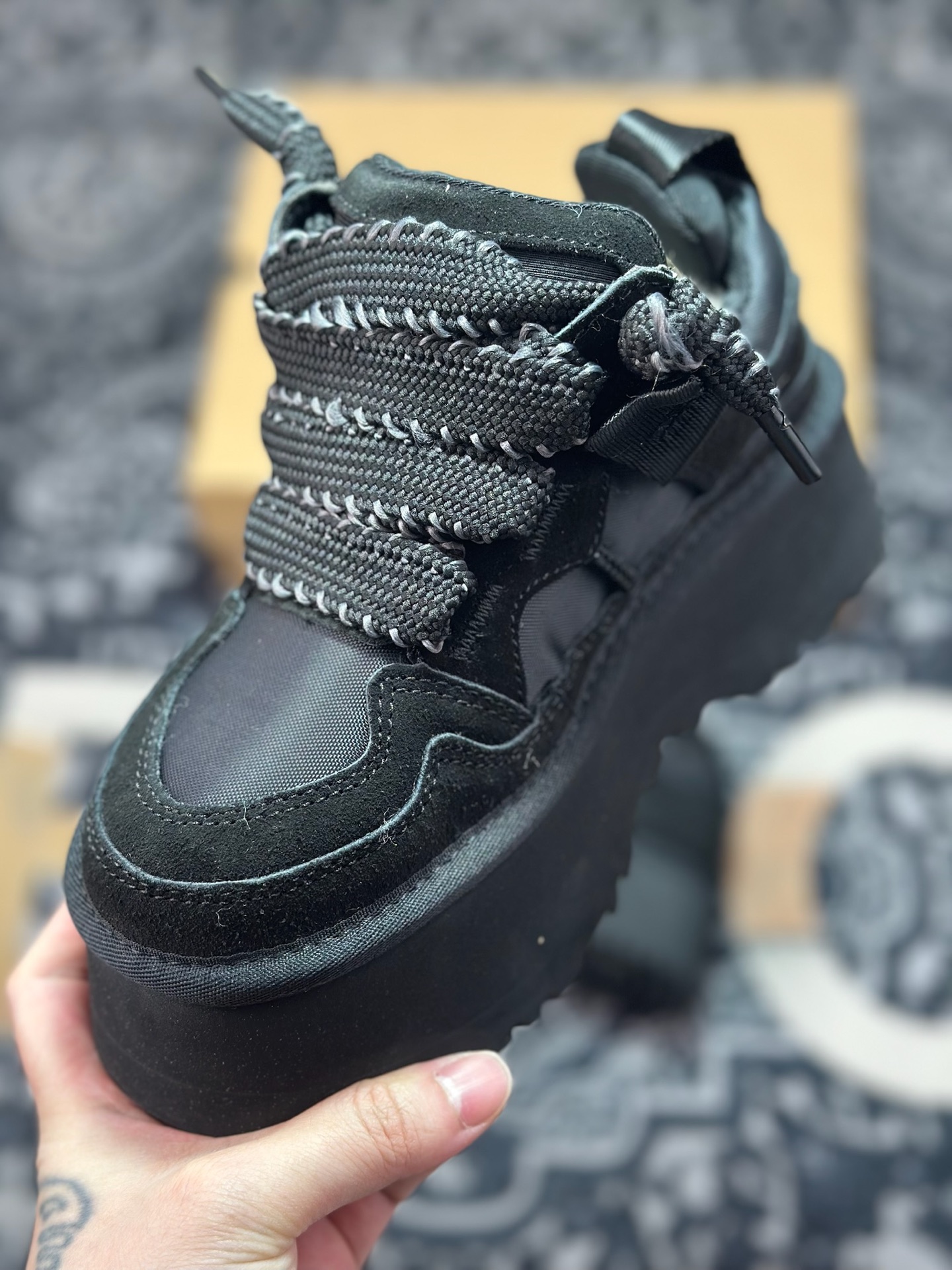 C2350 UGG Lowmel 梅尔 粗跟厚底 中性雪地靴 面包鞋 1541-CHE