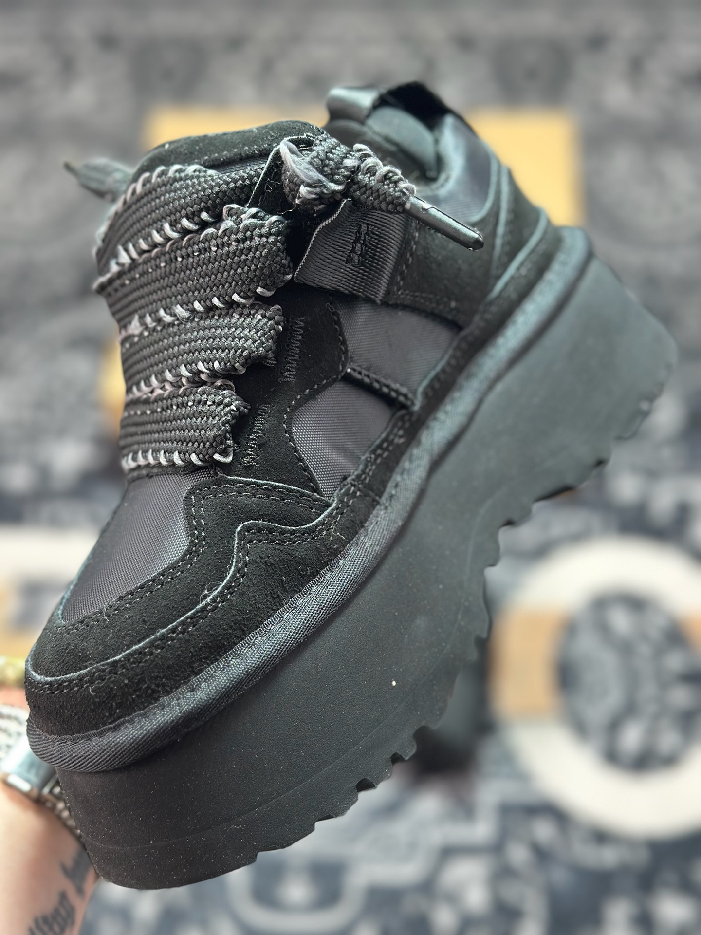 C2350 UGG Lowmel 梅尔 粗跟厚底 中性雪地靴 面包鞋 1541-CHE