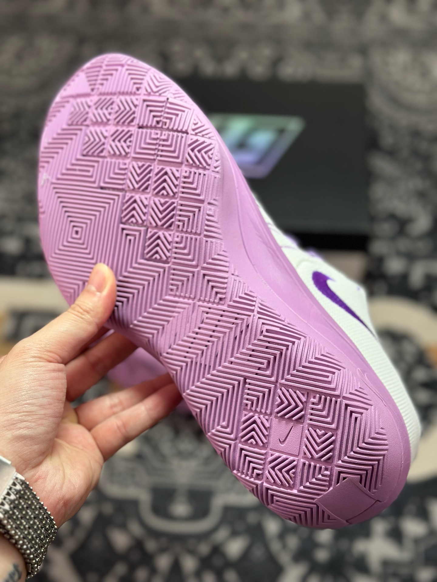 B0240 原装级别Nike Air Zoom G.T. 4 EP篮球鞋 BS2293-902