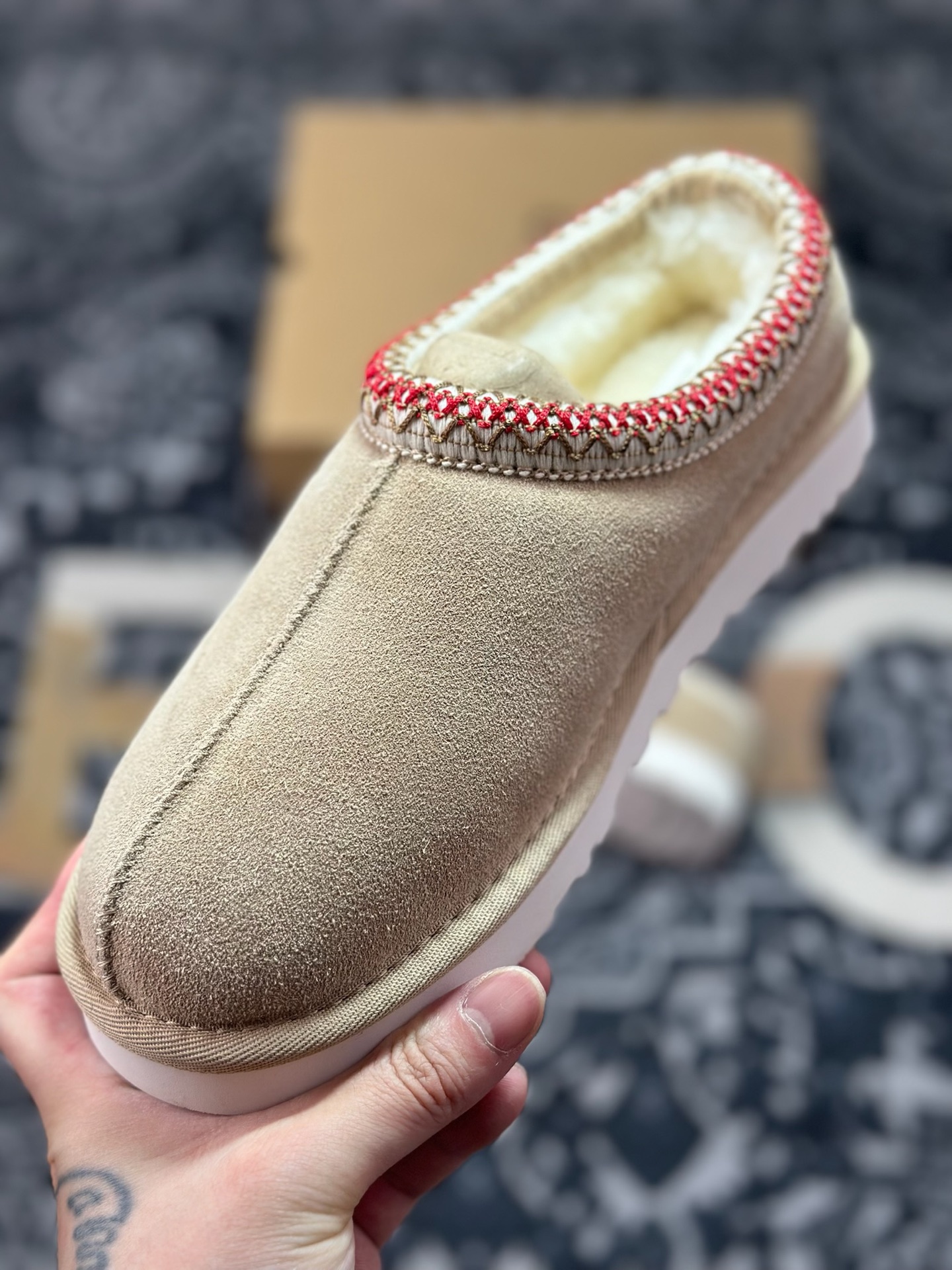 A9230 原装级别 UGG Tazz 冬季女士薄底款民族风雪地靴 沙色5955-SAND