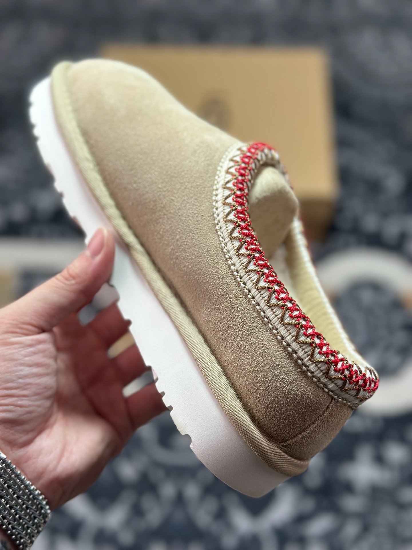 A9230 原装级别 UGG Tazz 冬季女士薄底款民族风雪地靴 沙色5955-SAND