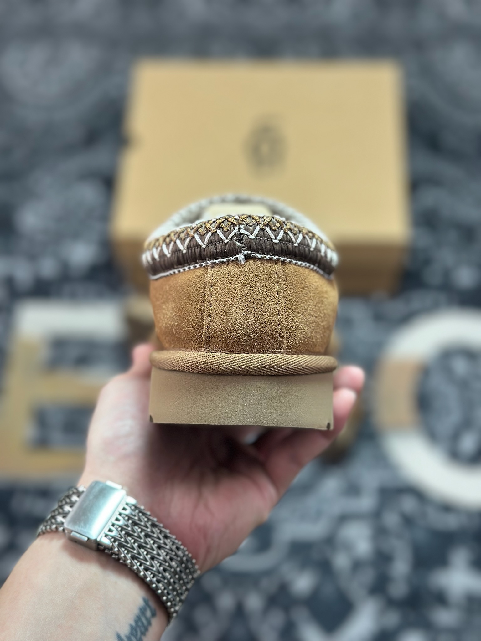 A9230 原装级别 UGG Tazz 冬季女士薄底款民族风雪地靴 栗色5955-CHE