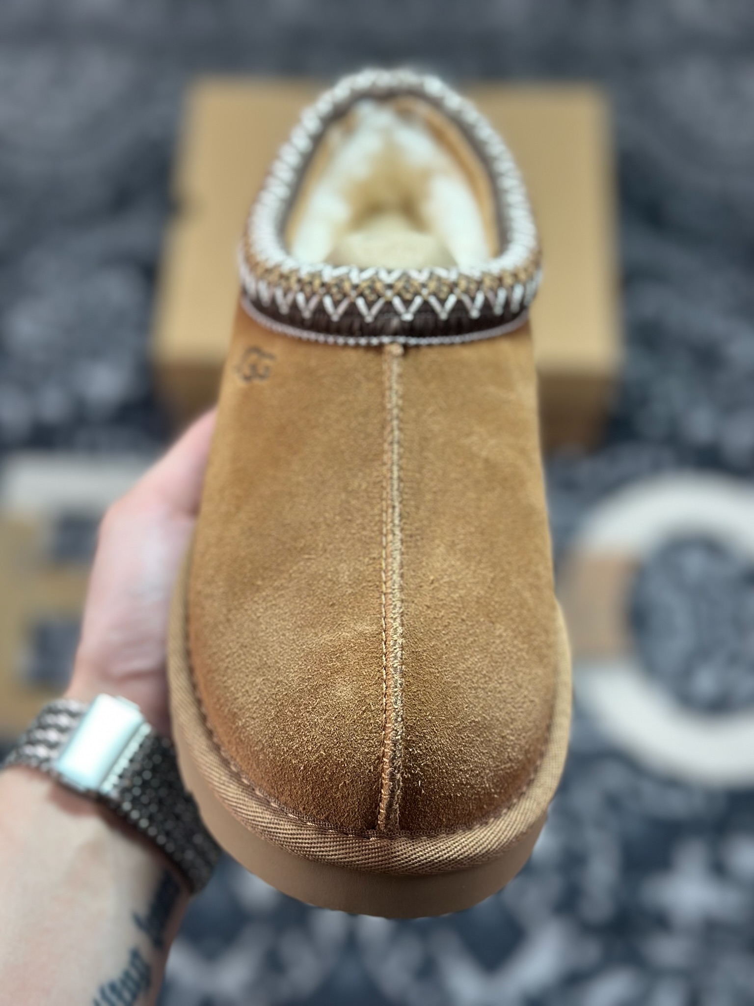 A9230 原装级别 UGG Tazz 冬季女士薄底款民族风雪地靴 栗色5955-CHE