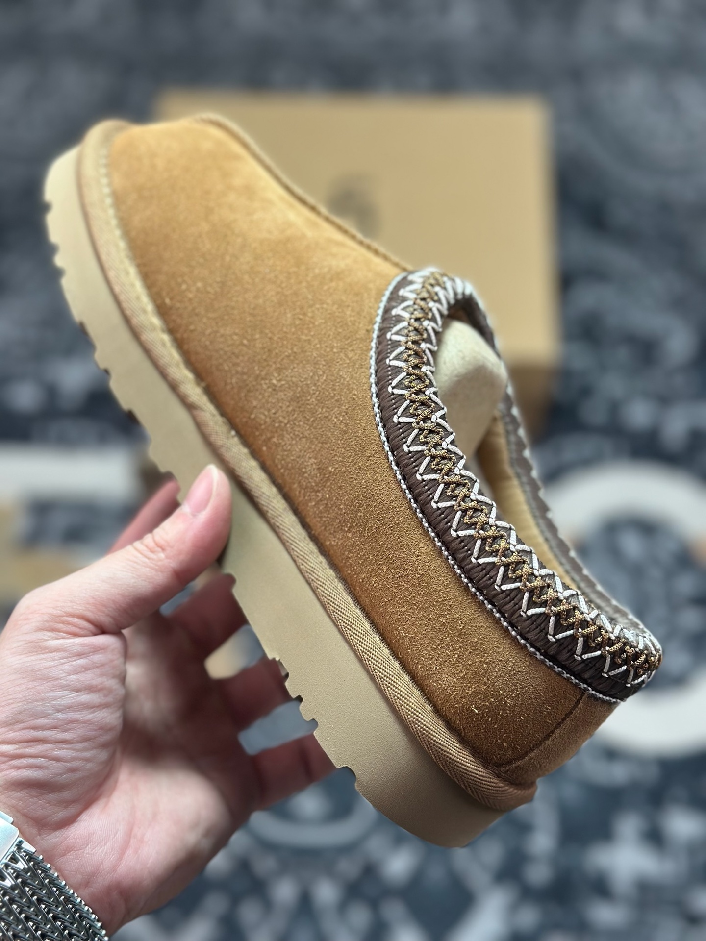 A9230 原装级别 UGG Tazz 冬季女士薄底款民族风雪地靴 栗色5955-CHE