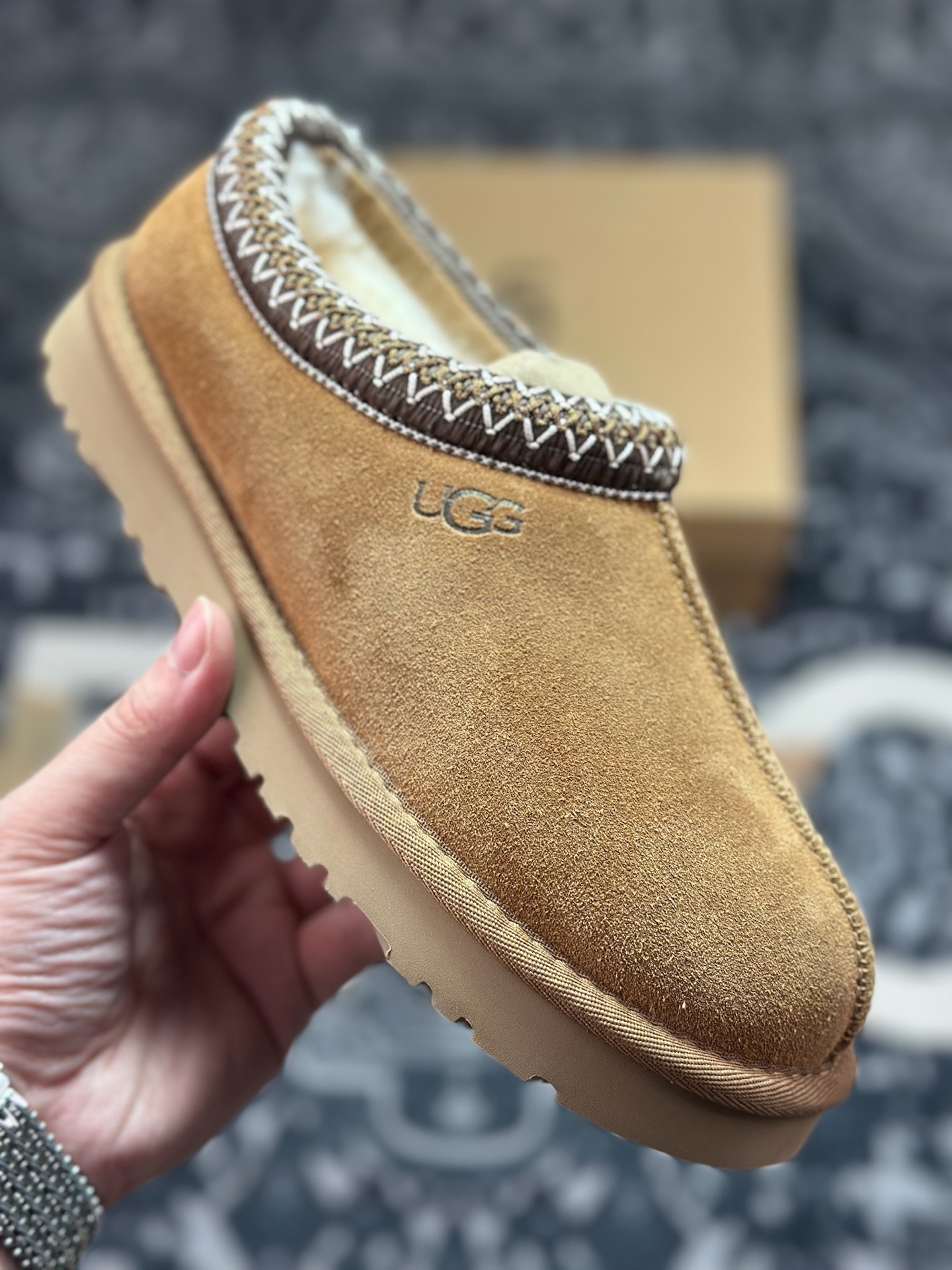 A9230 原装级别 UGG Tazz 冬季女士薄底款民族风雪地靴 栗色5955-CHE