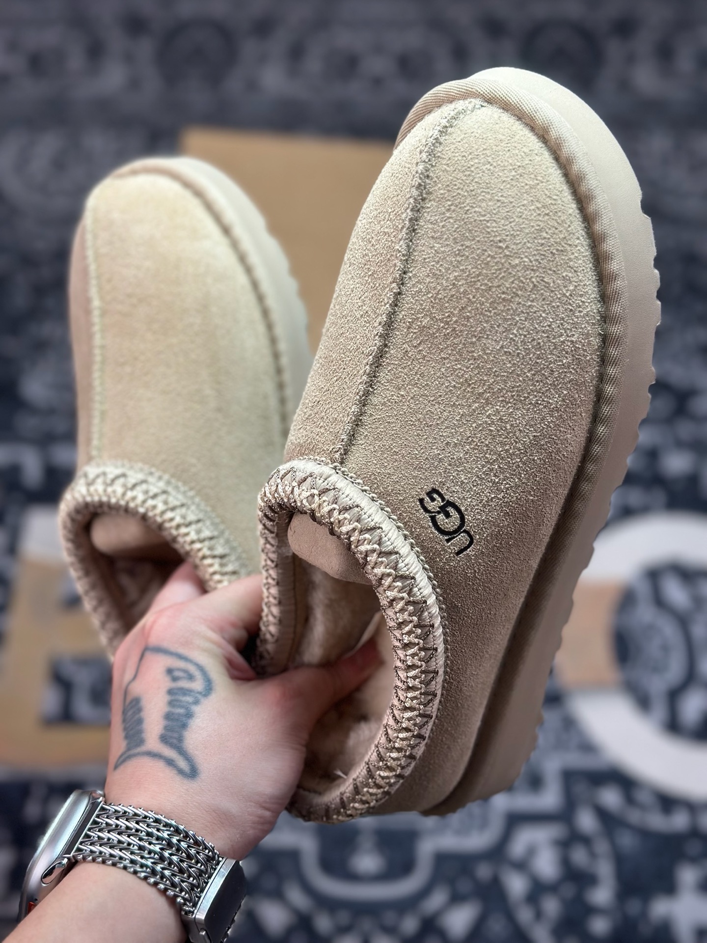 A9230 原装级别 UGG Tazz 冬季女士薄底款民族风雪地靴 菜籽色5955-MDSD