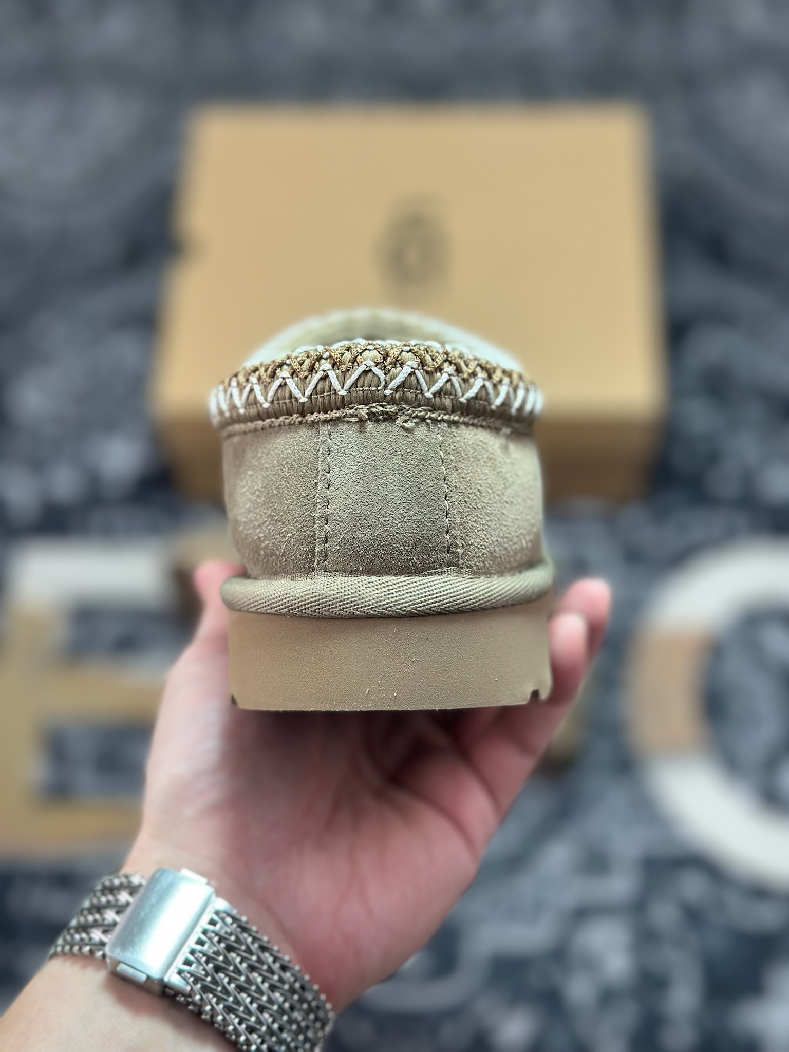 A9230 原装级别 UGG Tazz 冬季女士薄底款民族风雪地靴 棕色5955-ALP