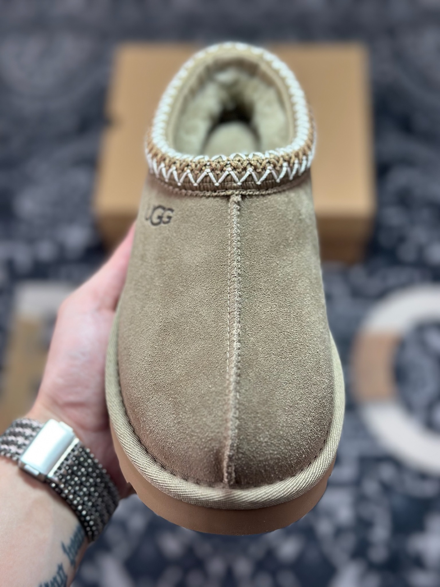 A9230 原装级别 UGG Tazz 冬季女士薄底款民族风雪地靴 棕色5955-ALP
