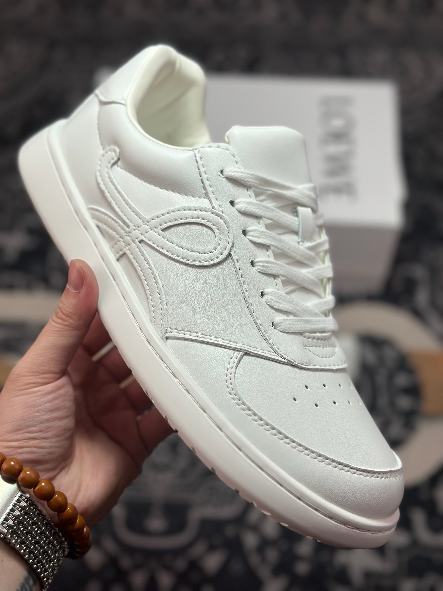 A8210 原厂级别 LOEWE罗意威 Jambo 牛皮革 圆头系带 低帮 板鞋 M816282XBN-2100-Chinese UA Cheap High Quatity Brand Clothes Bags handbags Sneakers wholesale wholesaler seller from China Factory suppliers Fashion Clothing Shoes best Quality Beautiful Price A8210 原厂级别 LOEWE罗意威 Jambo 牛皮革 圆头系带 低帮 板鞋 M816282XBN-2100