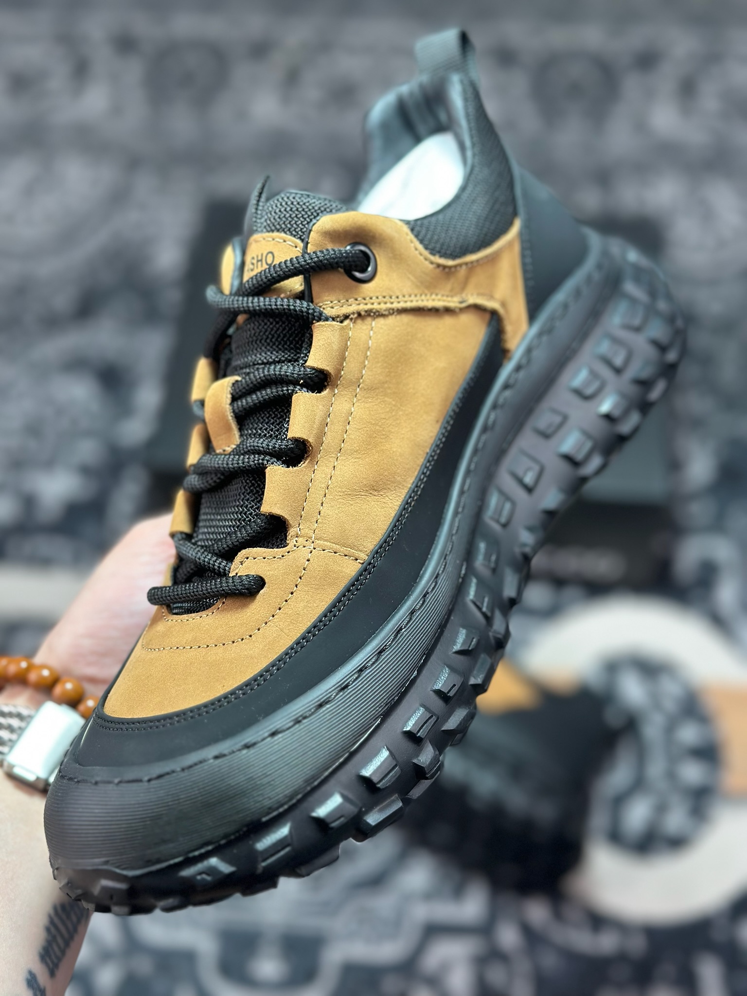 B6300 原装级别 ECCO爱步男款新款运动登山鞋 轻盈减震牛皮耐磨户外跑鞋-Chinese UA Cheap High Quatity Brand Clothes Bags handbags Sneakers wholesale wholesaler seller from China Factory suppliers Fashion Clothing Shoes best Quality Beautiful Price B6300 原装级别 ECCO爱步男款新款运动登山鞋 轻盈减震牛皮耐磨户外跑鞋