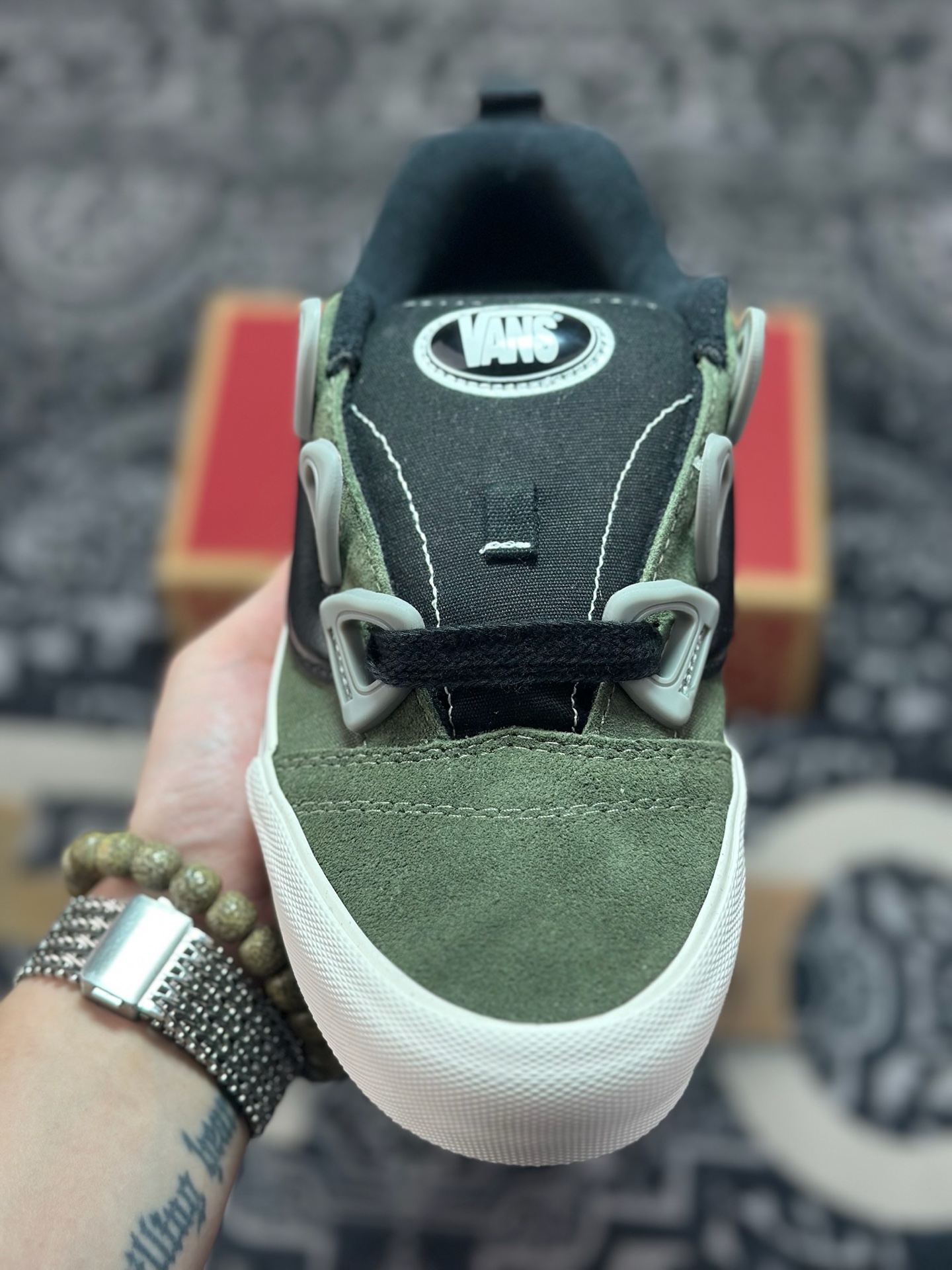 真标 Vans Knu Skool DR 闪电橄榄绿 “DR新系列面包鞋