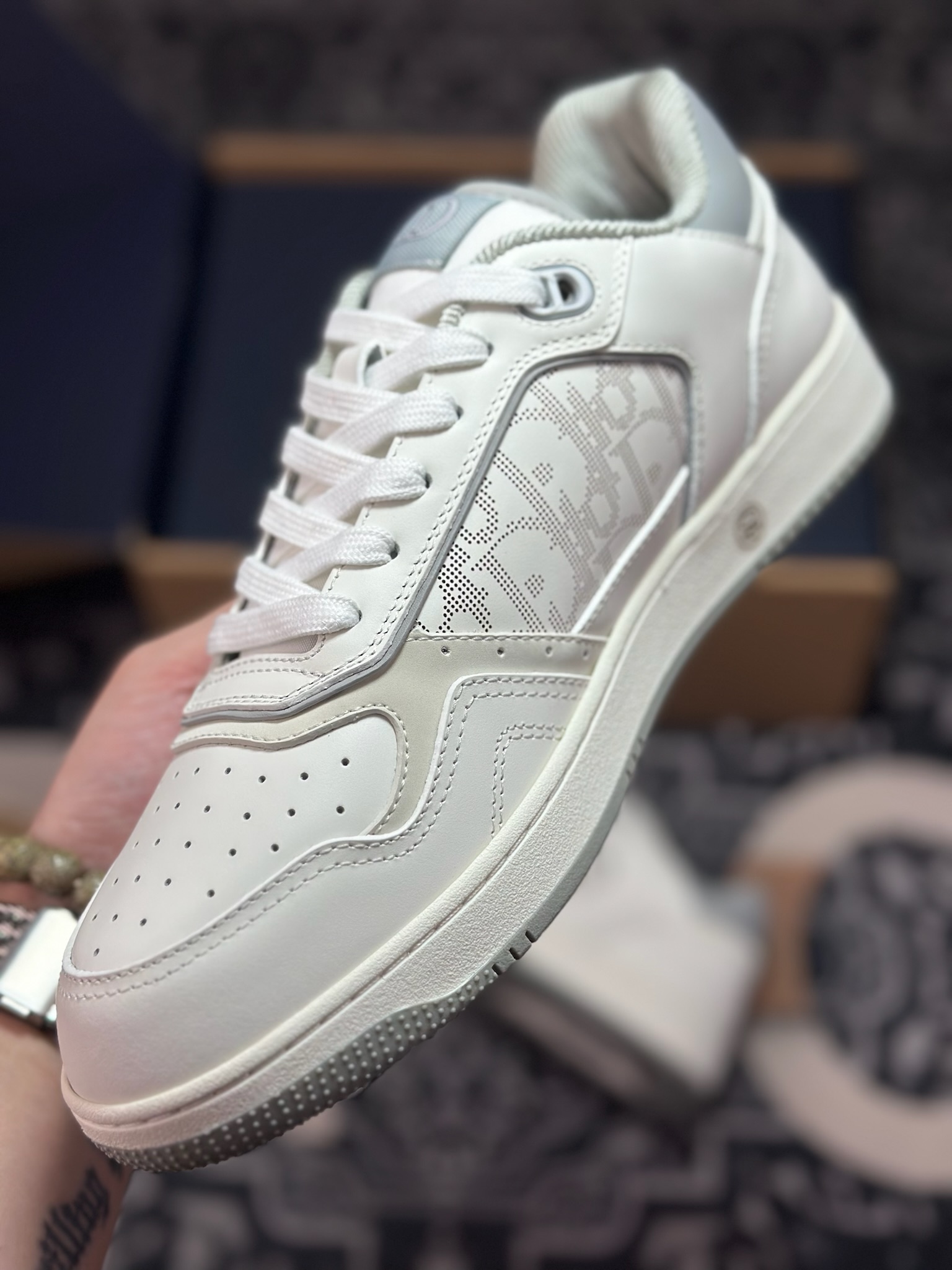 D0450 优选 原装级别 Dior 迪奥 B27低帮休闲板鞋-Chinese UA Cheap High Quatity Brand Clothes Bags handbags Sneakers wholesale wholesaler seller from China Factory suppliers Fashion Clothing Shoes best Quality Beautiful Price D0450 优选 原装级别 Dior 迪奥 B27低帮休闲板鞋