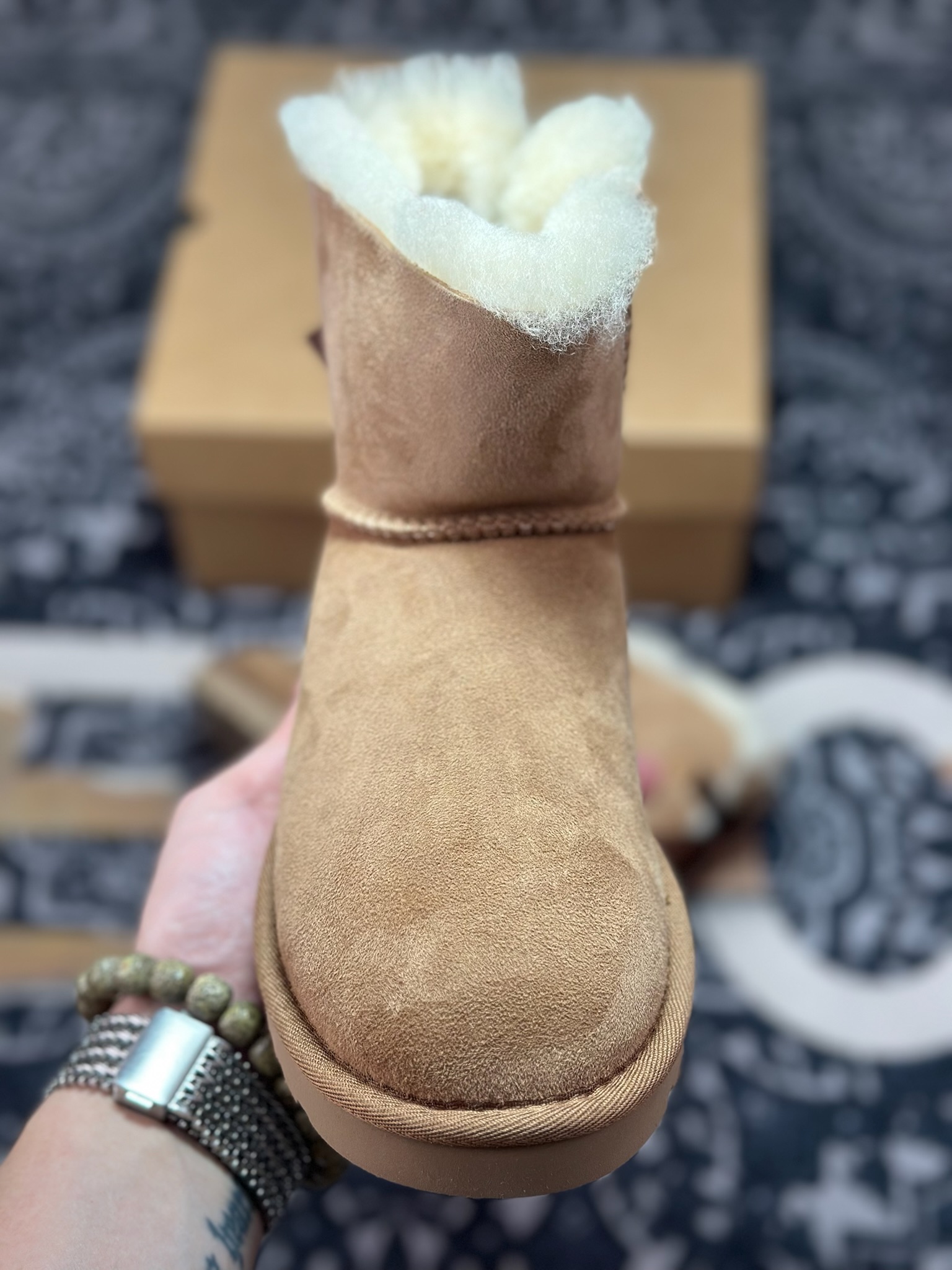 A9230 原装级别 UGG 1016501平底单丝带 栗色-Chinese UA Cheap High Quatity Brand Clothes Bags handbags Sneakers wholesale wholesaler seller from China Factory suppliers Fashion Clothing Shoes best Quality Beautiful Price A9230 原装级别 UGG 1016501平底单丝带 栗色