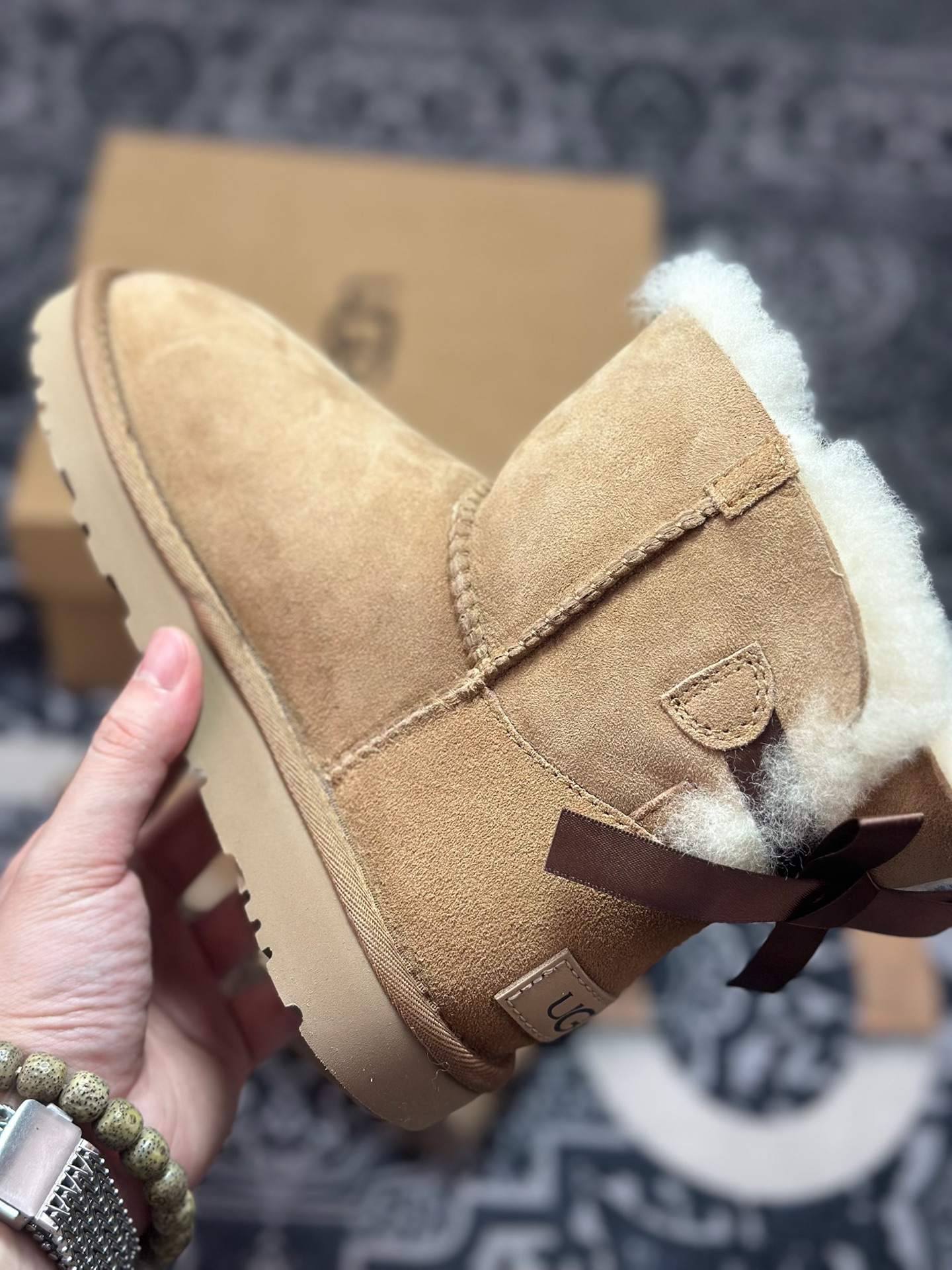 A9230 原装级别 UGG 1016501平底单丝带 栗色-Chinese UA Cheap High Quatity Brand Clothes Bags handbags Sneakers wholesale wholesaler seller from China Factory suppliers Fashion Clothing Shoes best Quality Beautiful Price A9230 原装级别 UGG 1016501平底单丝带 栗色