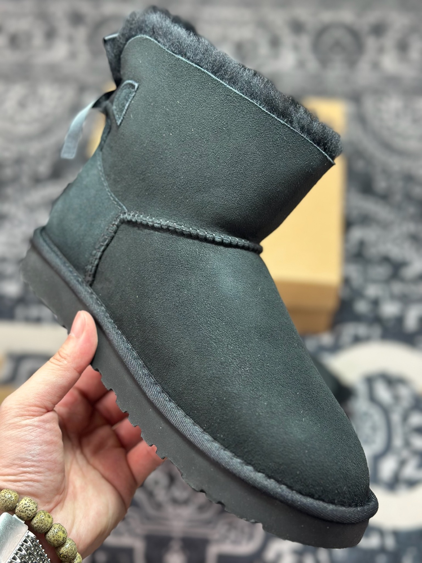 A9230 原装级别 UGG 1016501平底单丝带 黑色-Chinese UA Cheap High Quatity Brand Clothes Bags handbags Sneakers wholesale wholesaler seller from China Factory suppliers Fashion Clothing Shoes best Quality Beautiful Price A9230 原装级别 UGG 1016501平底单丝带 黑色