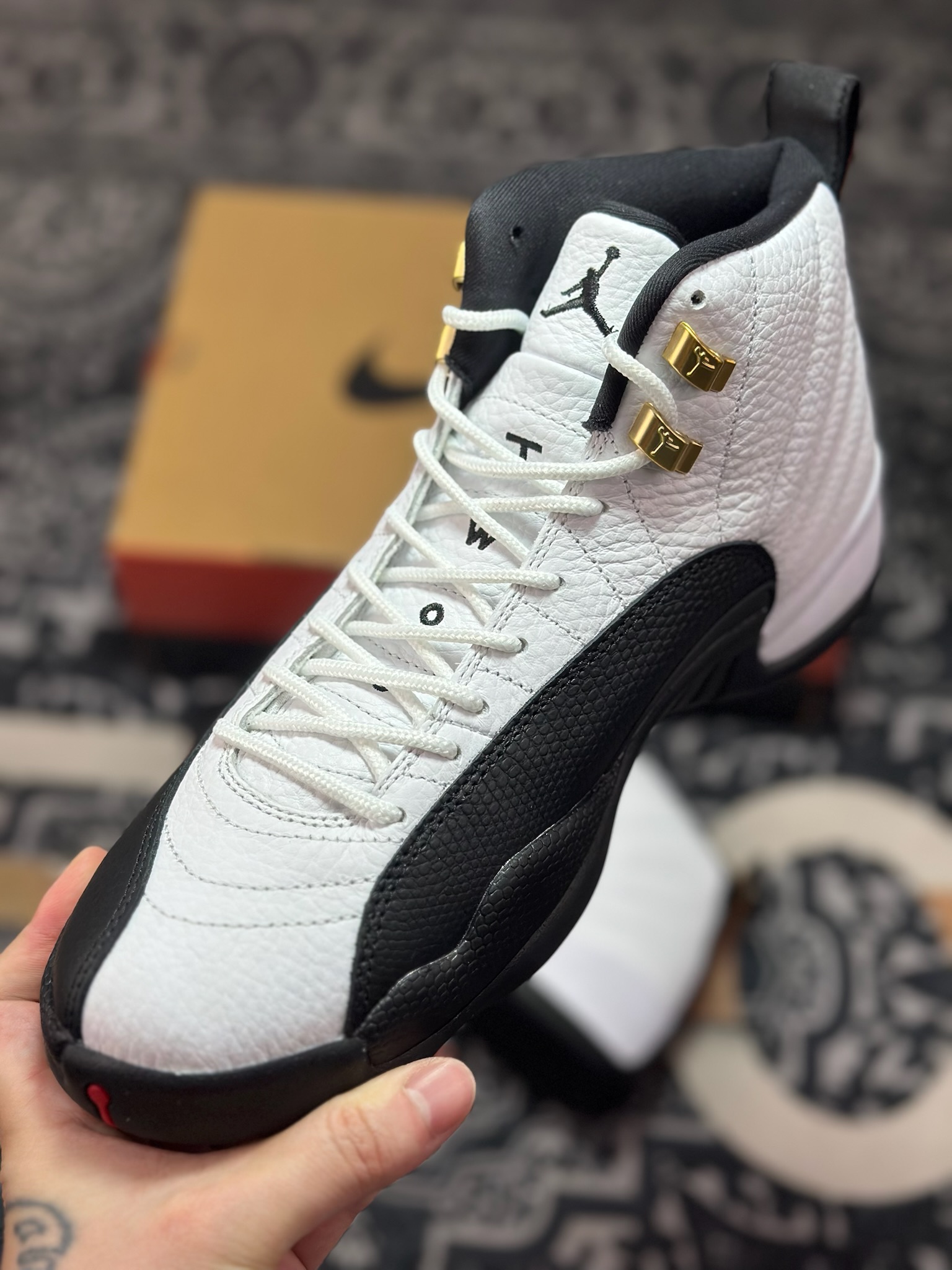 优选 原装级别 Air Jordan AJ12 Retro 白黑金扣 CT8013-117-莆田鞋,莆田鞋货源,高仿鞋,高仿鞋货源,安福档口,莆田高仿鞋,莆田鞋批发,高仿鞋批发,莆田高仿运动鞋,高仿运动鞋,莆田运动鞋 优选 原装级别 Air Jordan AJ12 Retro 白黑金扣 CT8013-117
