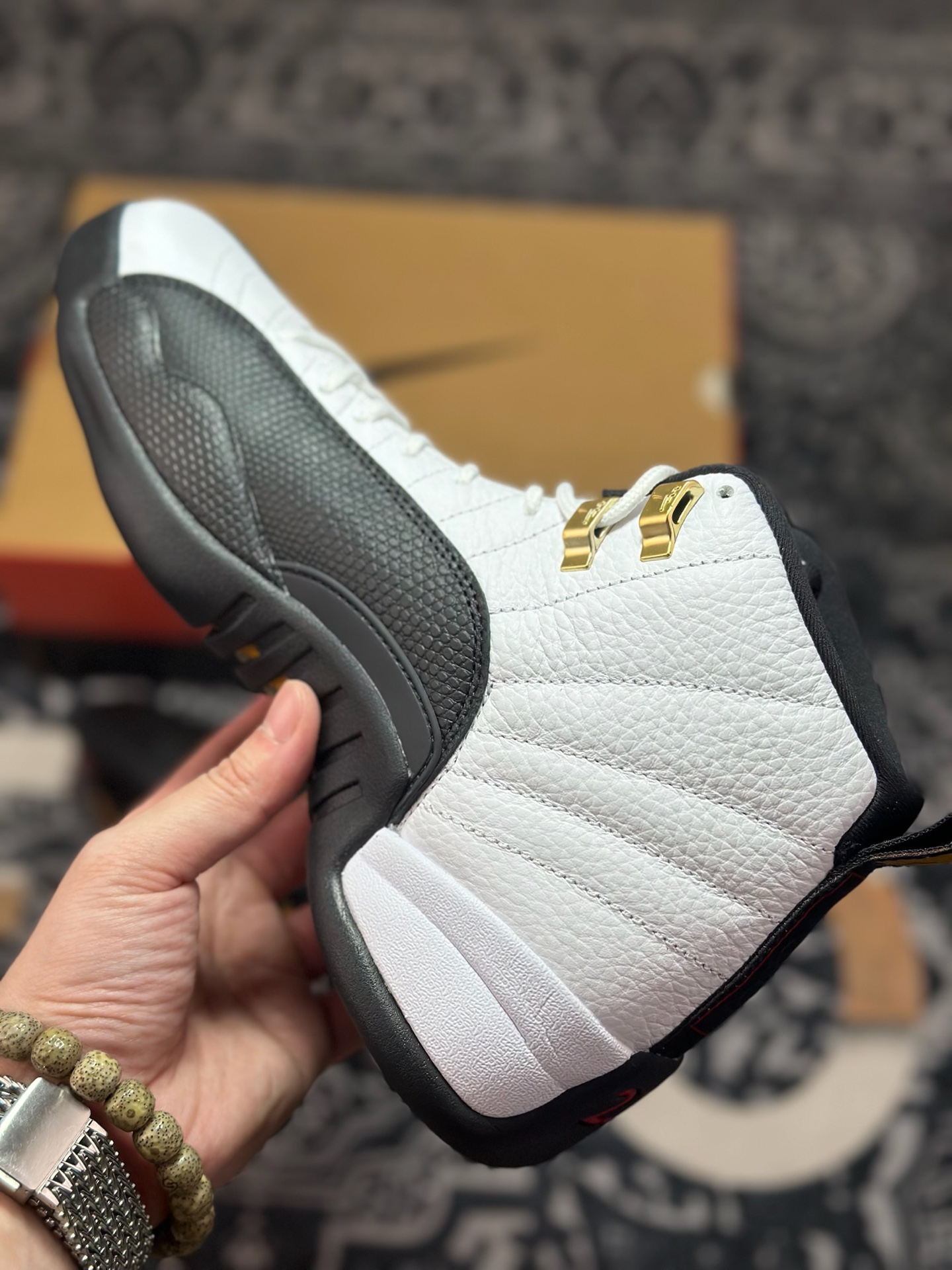 优选 原装级别 Air Jordan AJ12 Retro 白黑金扣 CT8013-117-莆田鞋,莆田鞋货源,高仿鞋,高仿鞋货源,安福档口,莆田高仿鞋,莆田鞋批发,高仿鞋批发,莆田高仿运动鞋,高仿运动鞋,莆田运动鞋 优选 原装级别 Air Jordan AJ12 Retro 白黑金扣 CT8013-117