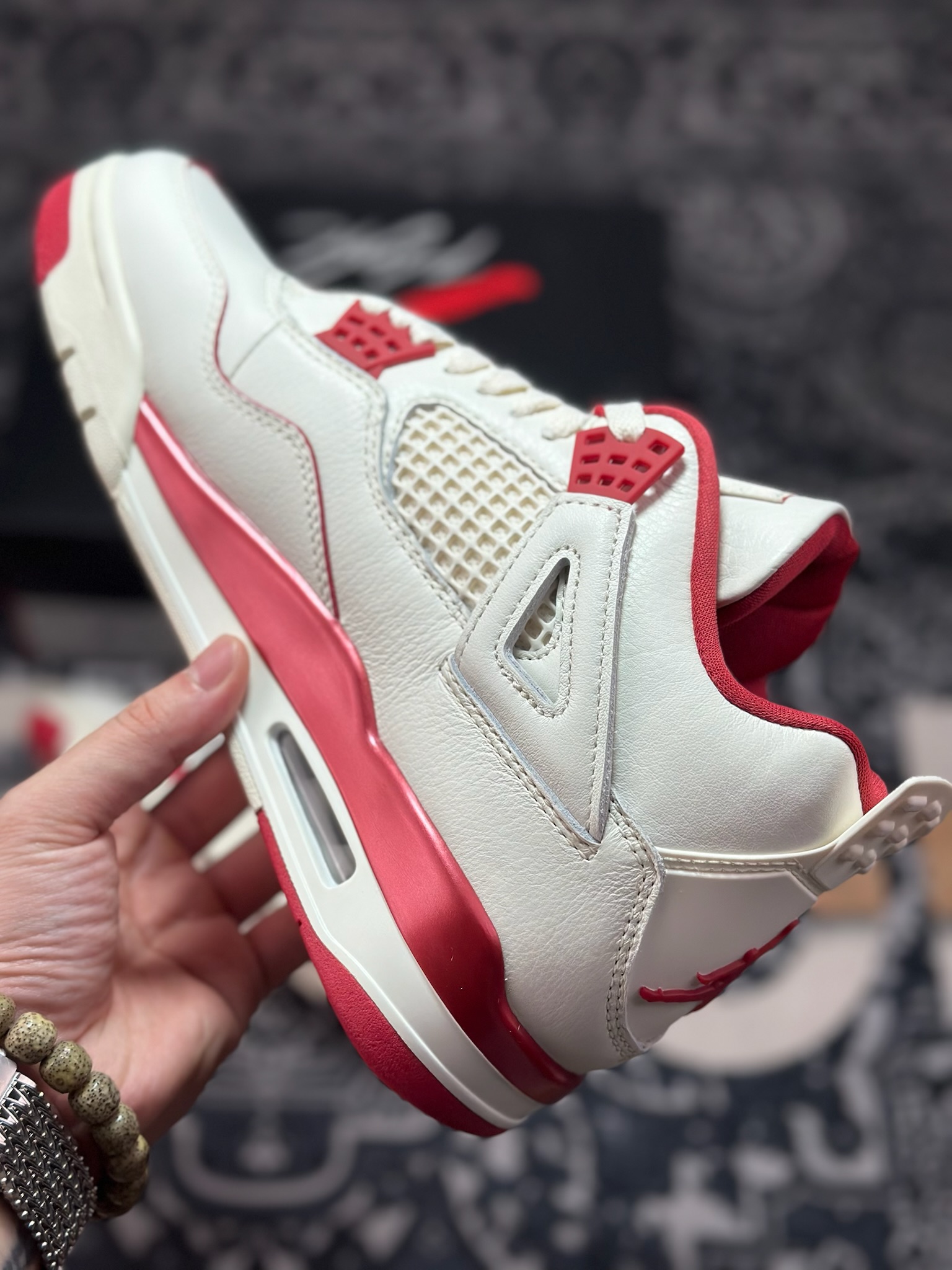 优选 原装级别 Jordan WMNS Air Jordan 4 RETR 米红 HV0823-108 优选 原装级别 Jordan WMNS Air Jordan 4 RETR 米红 HV0823-108