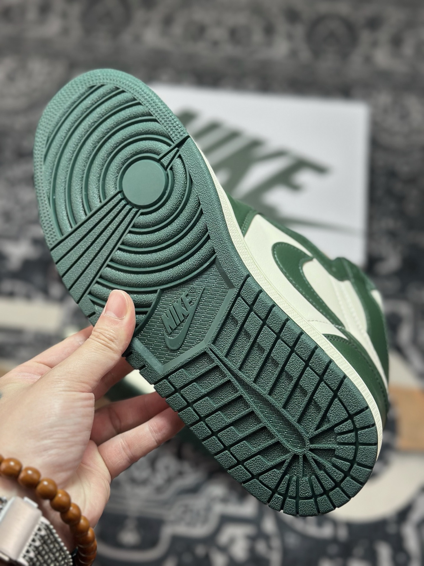 原装级别 Nike Air Jordan 1 High ”白绿” AJ1休闲文化运动篮球鞋 FD2596-101