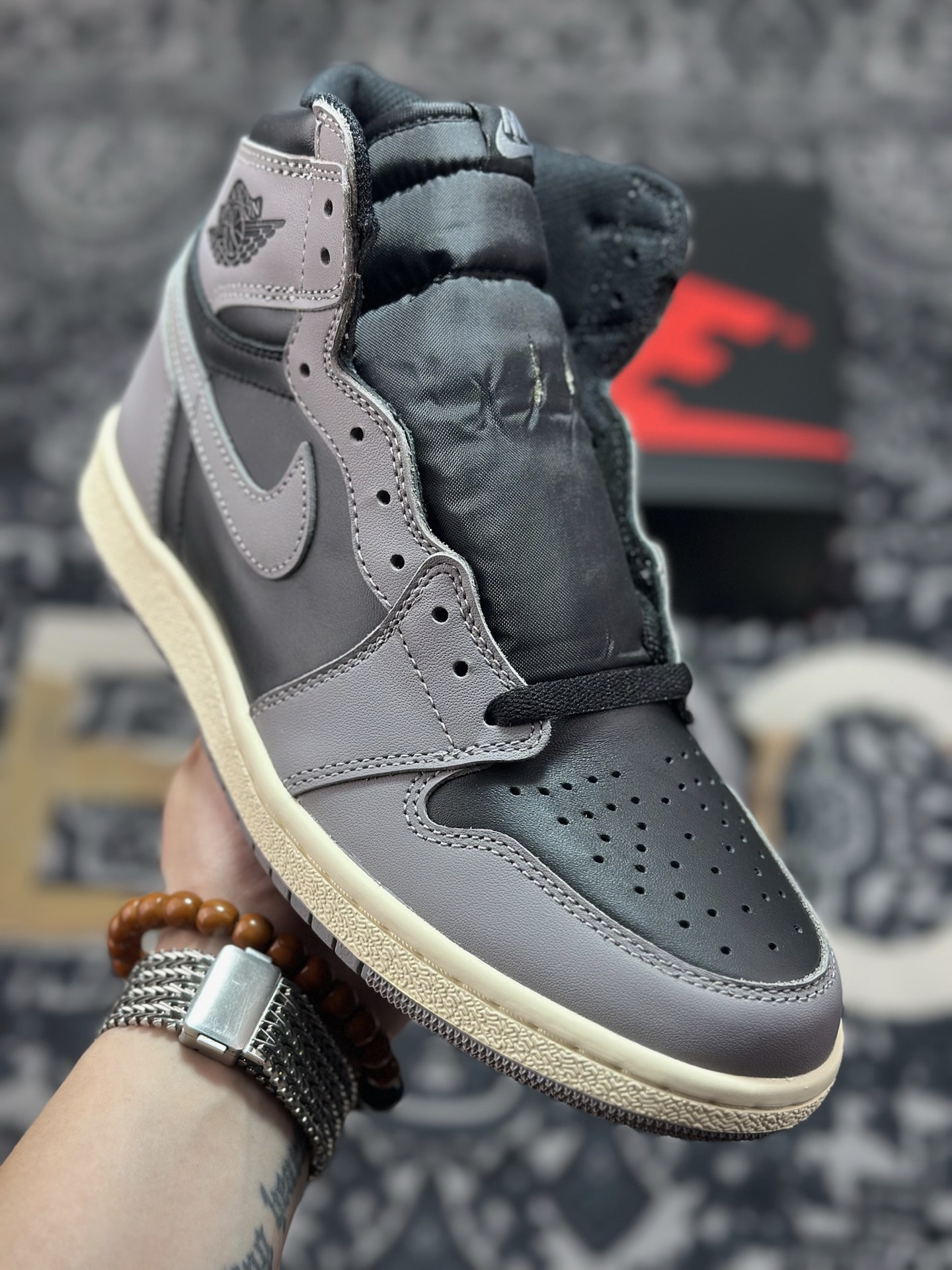 优选 原装级别 耐克Nike Air Jordan 1 Retro High ’85 ”Reverse Shadow” AiZE 黑灰 AJ1代经典复古经典高帮百搭文化篮球鞋 HV6674-020