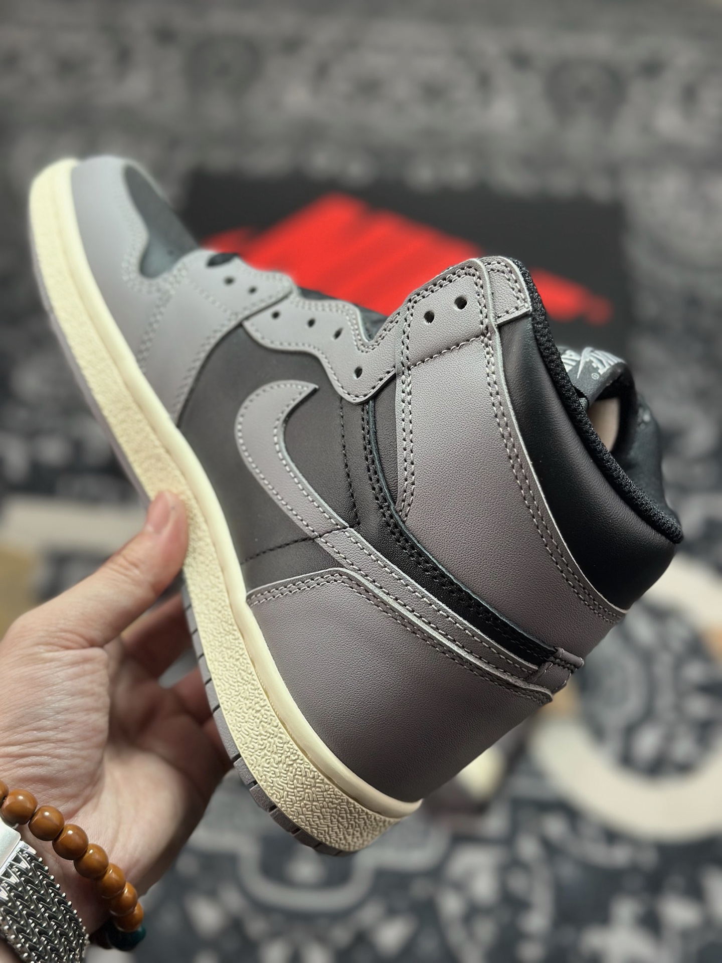 优选 原装级别 耐克Nike Air Jordan 1 Retro High '85 ”Reverse Shadow” AiZE 黑灰 AJ1代经典复古经典高帮百搭文化篮球鞋 HV6674-020