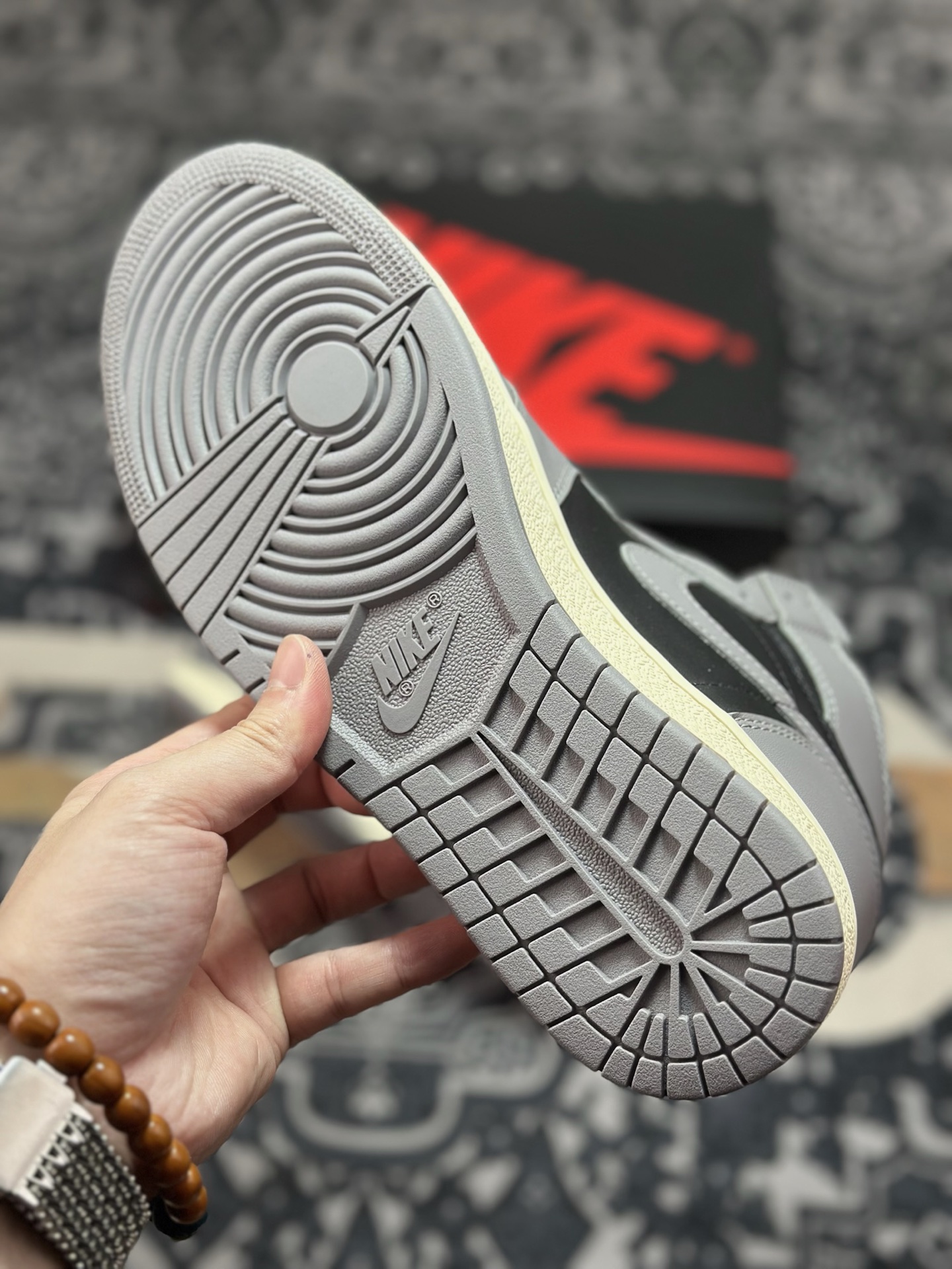 优选 原装级别 耐克Nike Air Jordan 1 Retro High '85 ”Reverse Shadow” AiZE 黑灰 AJ1代经典复古经典高帮百搭文化篮球鞋 HV6674-020