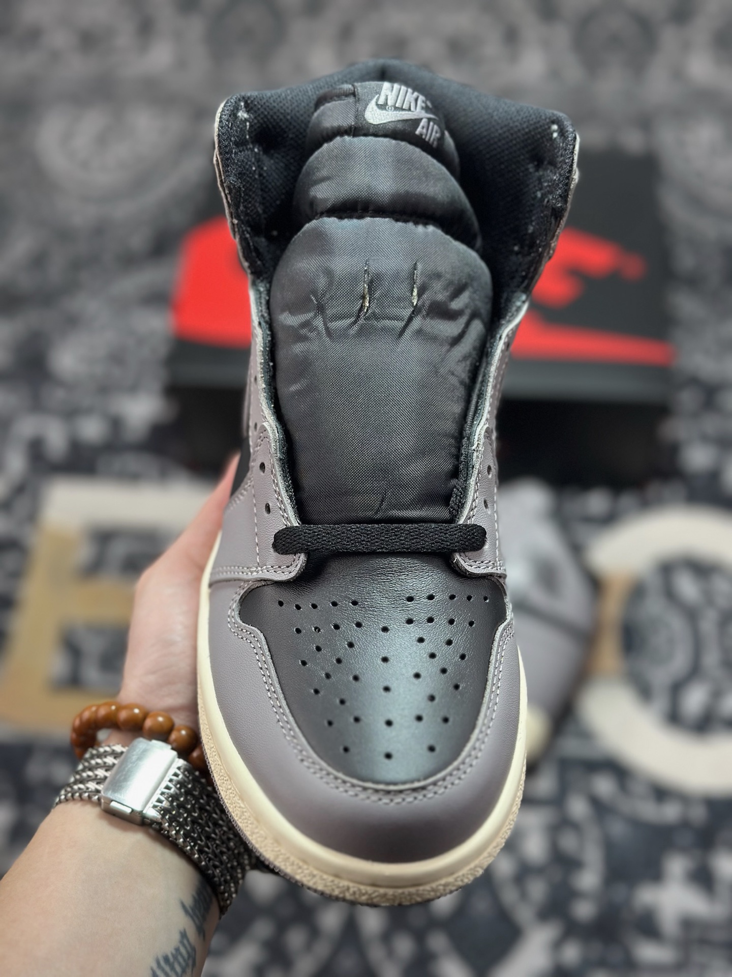 优选 原装级别 耐克Nike Air Jordan 1 Retro High '85 ”Reverse Shadow” AiZE 黑灰 AJ1代经典复古经典高帮百搭文化篮球鞋 HV6674-020