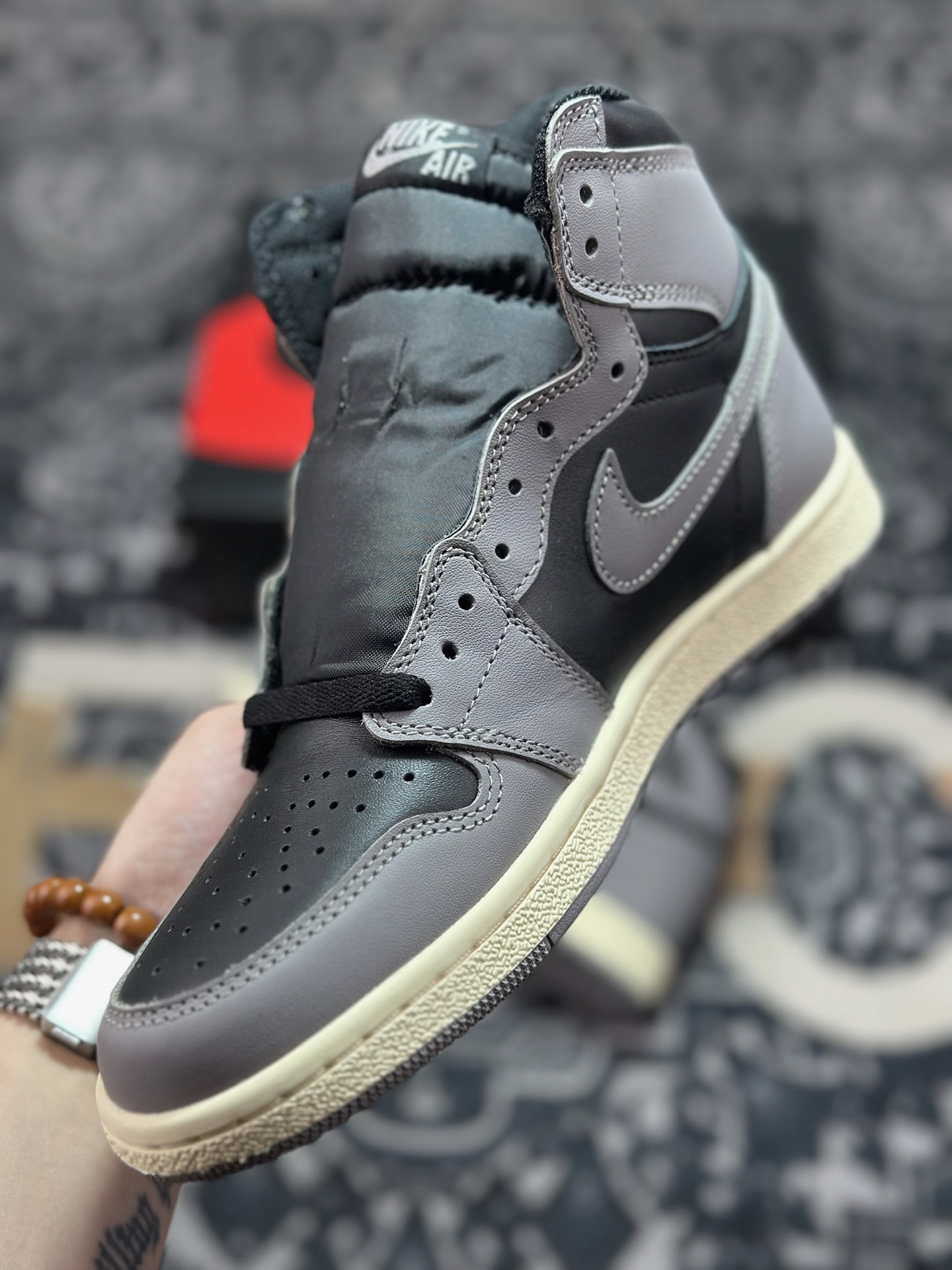 优选 原装级别 耐克Nike Air Jordan 1 Retro High '85 ”Reverse Shadow” AiZE 黑灰 AJ1代经典复古经典高帮百搭文化篮球鞋 HV6674-020