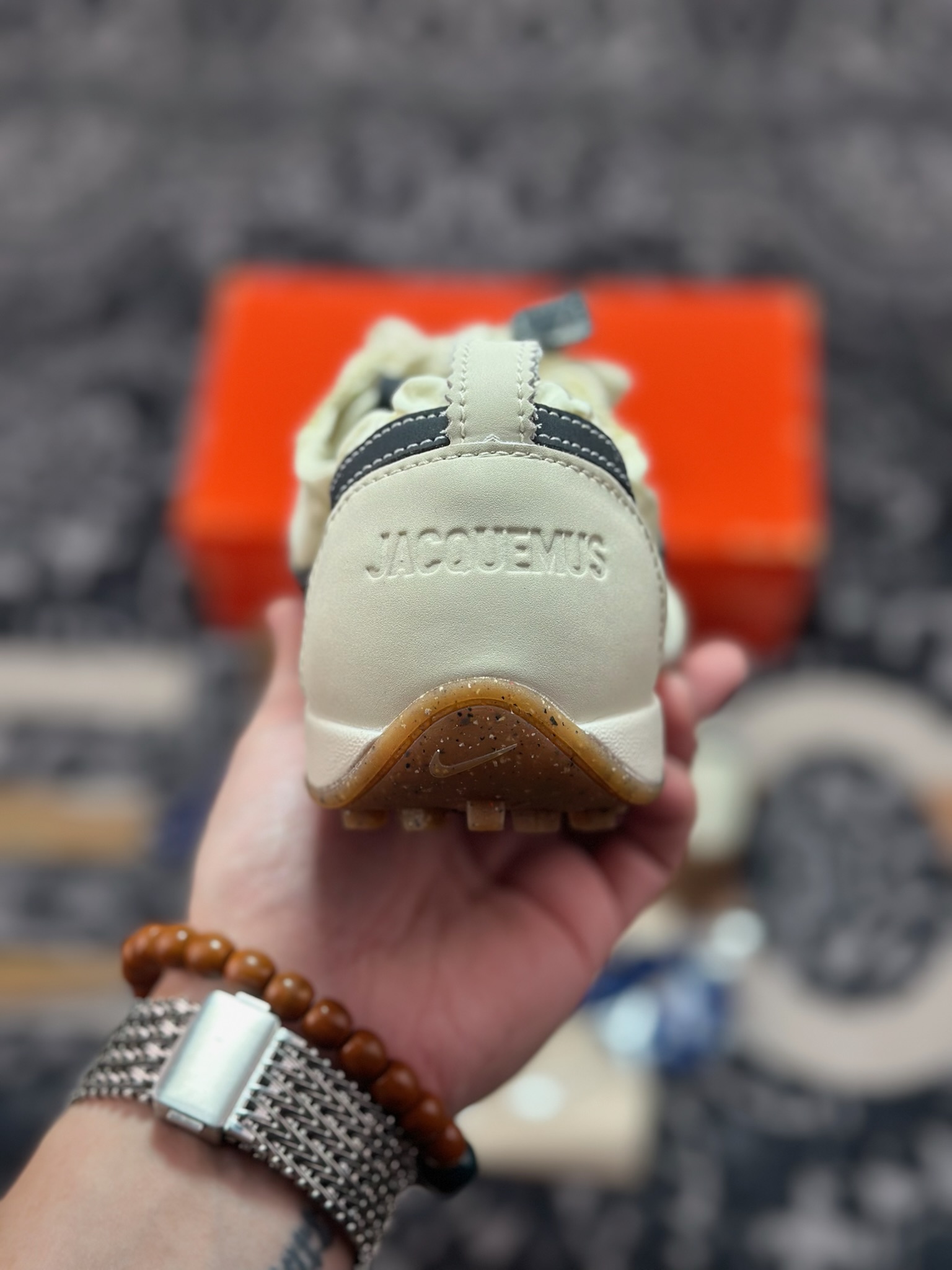B2260 原装级别 Jacquemus x Nike Jacumoon 舒适 低帮生活休闲鞋 米色 HV8547-700