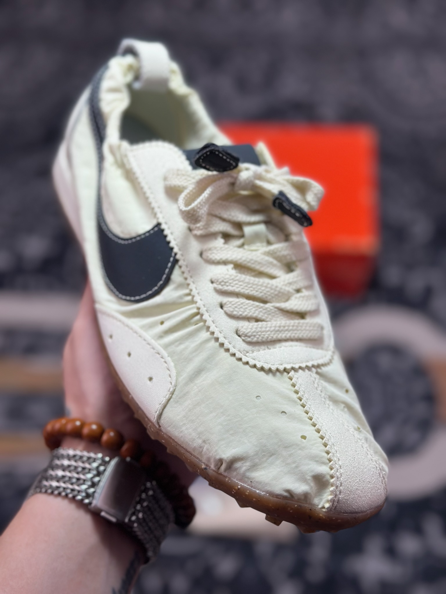 B2260 原装级别 Jacquemus x Nike Jacumoon 舒适 低帮生活休闲鞋 米色 HV8547-700