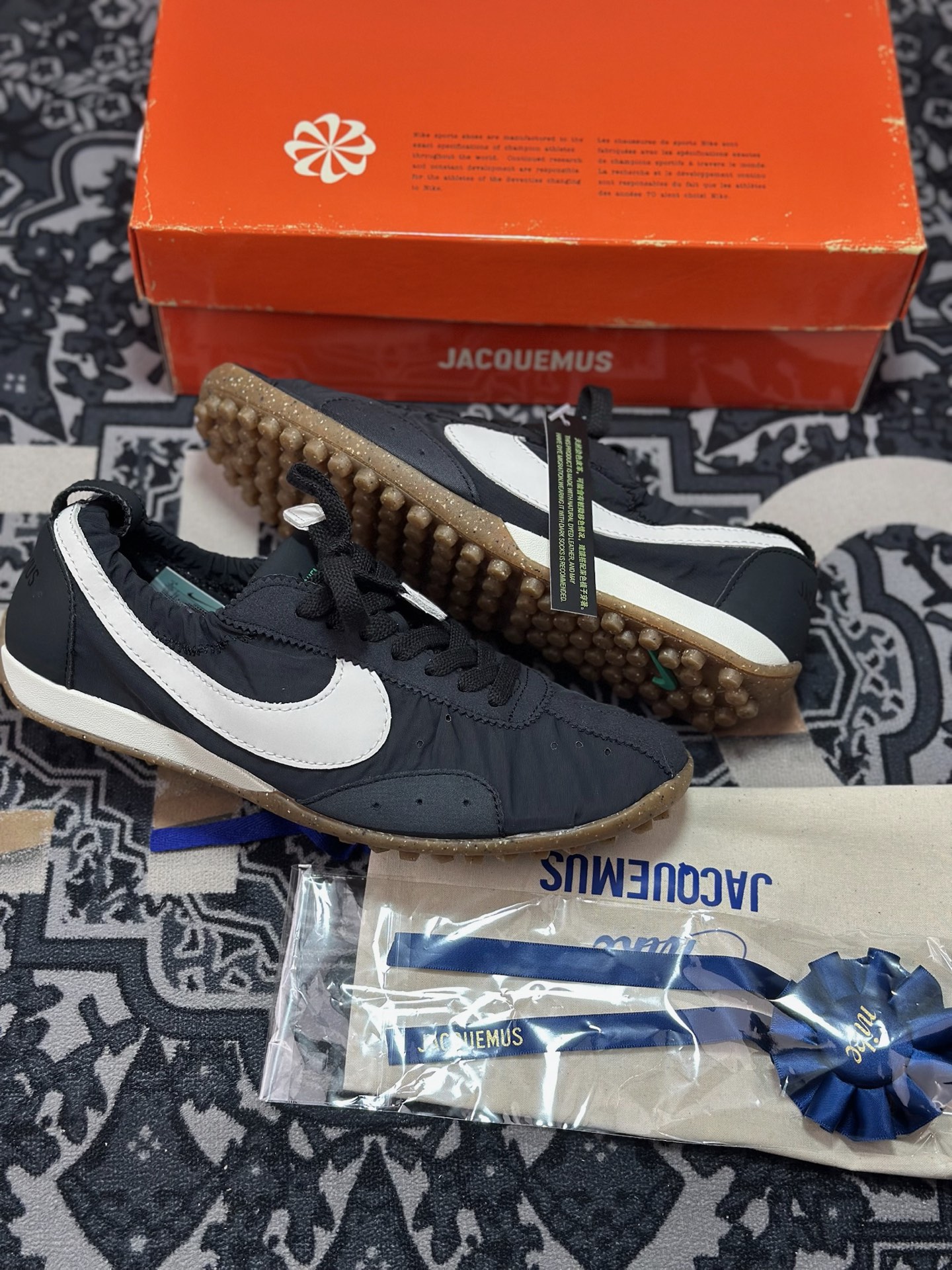 B2260 原装级别 Jacquemus x Nike Jacumoon 舒适 低帮生活休闲鞋 黑色 HV8547-001
