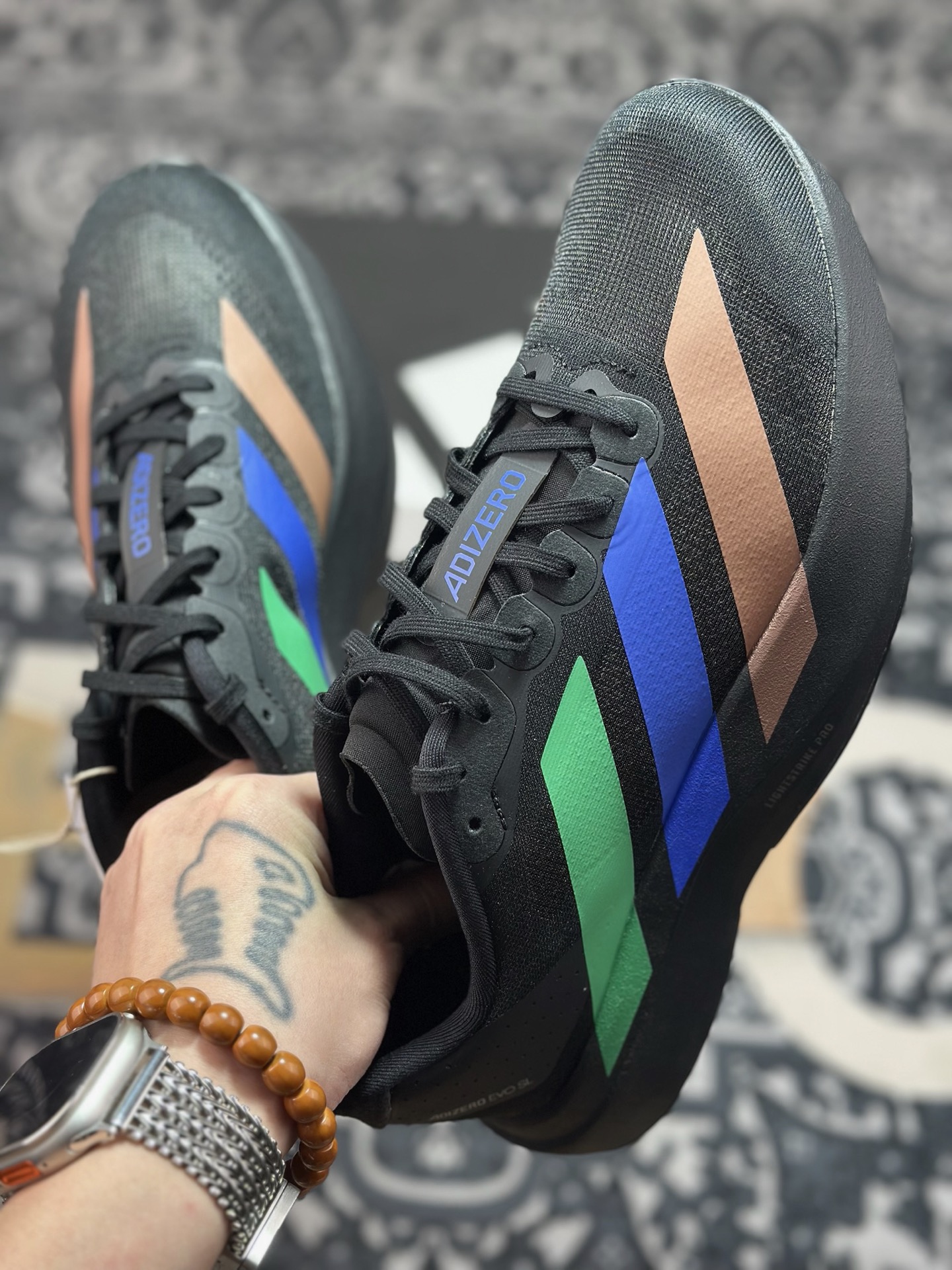 B1240 优选 原装级别 AD Adizero Evo SL M 白黑零度系列马拉松轻量竞速运动跑鞋 EI3392