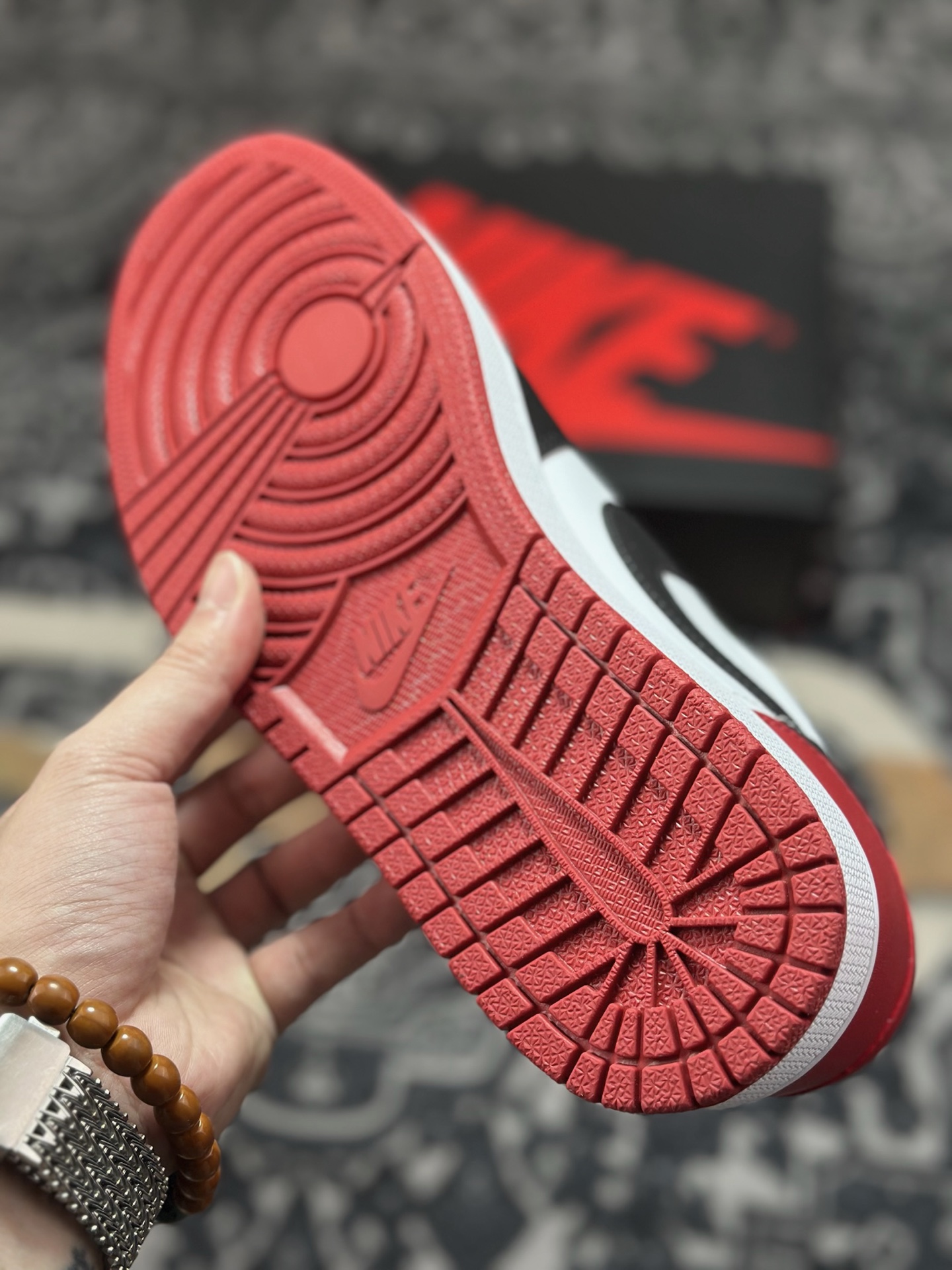 A8220 原装级别Air Jordan 1 Retro Low OG 黑红白 CZ0790-106