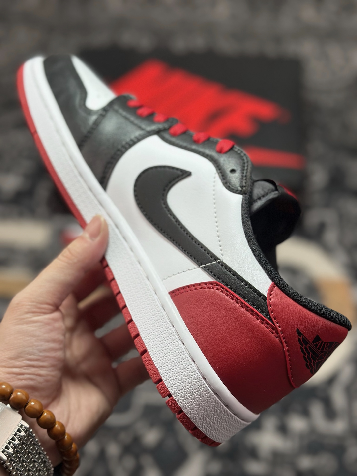 A8220 原装级别Air Jordan 1 Retro Low OG 黑红白 CZ0790-106