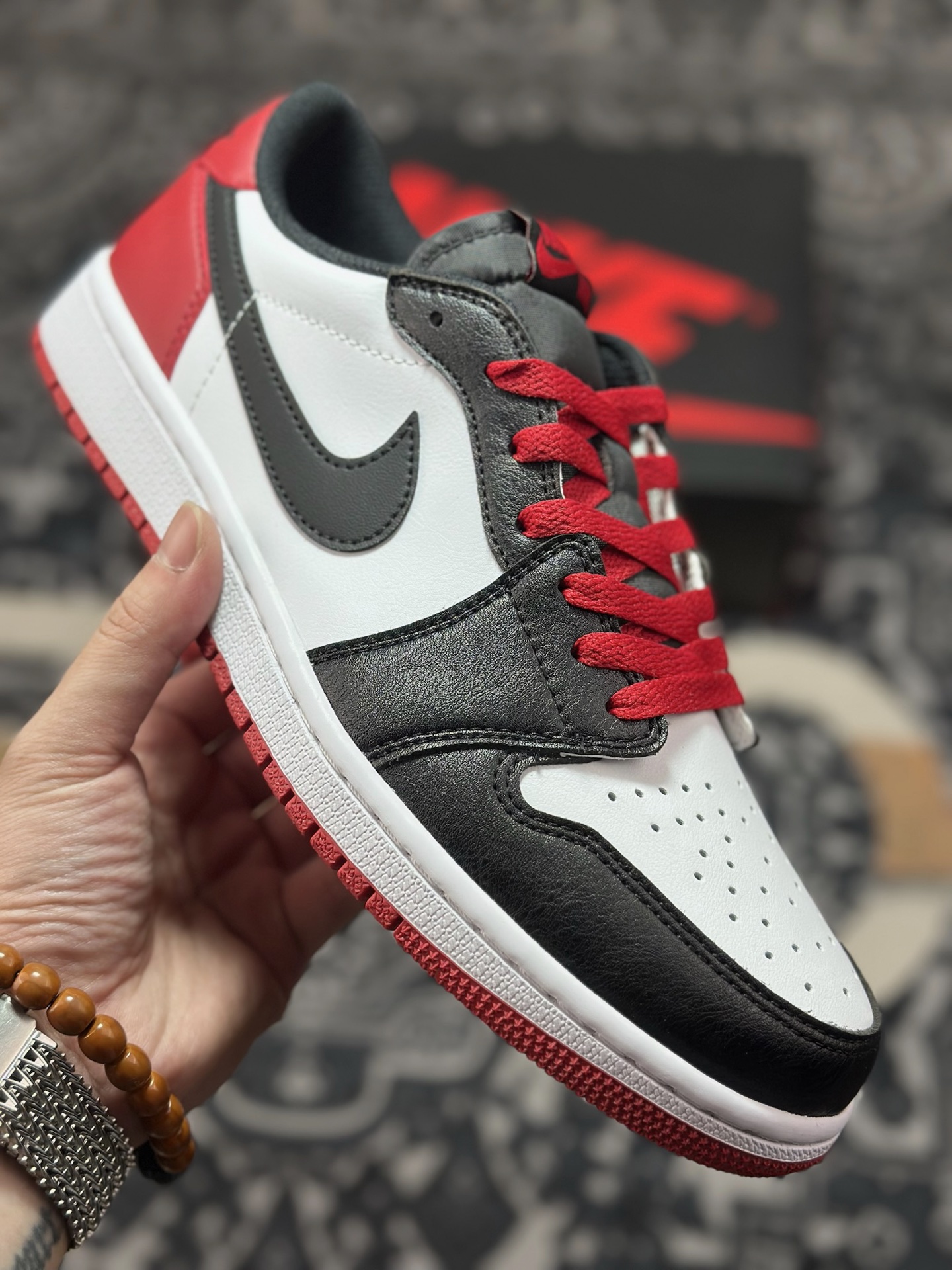 A8220 原装级别Air Jordan 1 Retro Low OG 黑红白 CZ0790-106