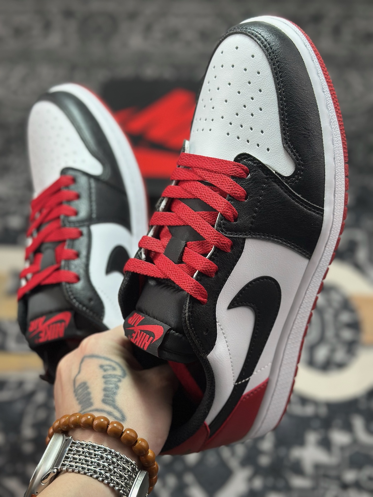 A8220 原装级别Air Jordan 1 Retro Low OG 黑红白 CZ0790-106