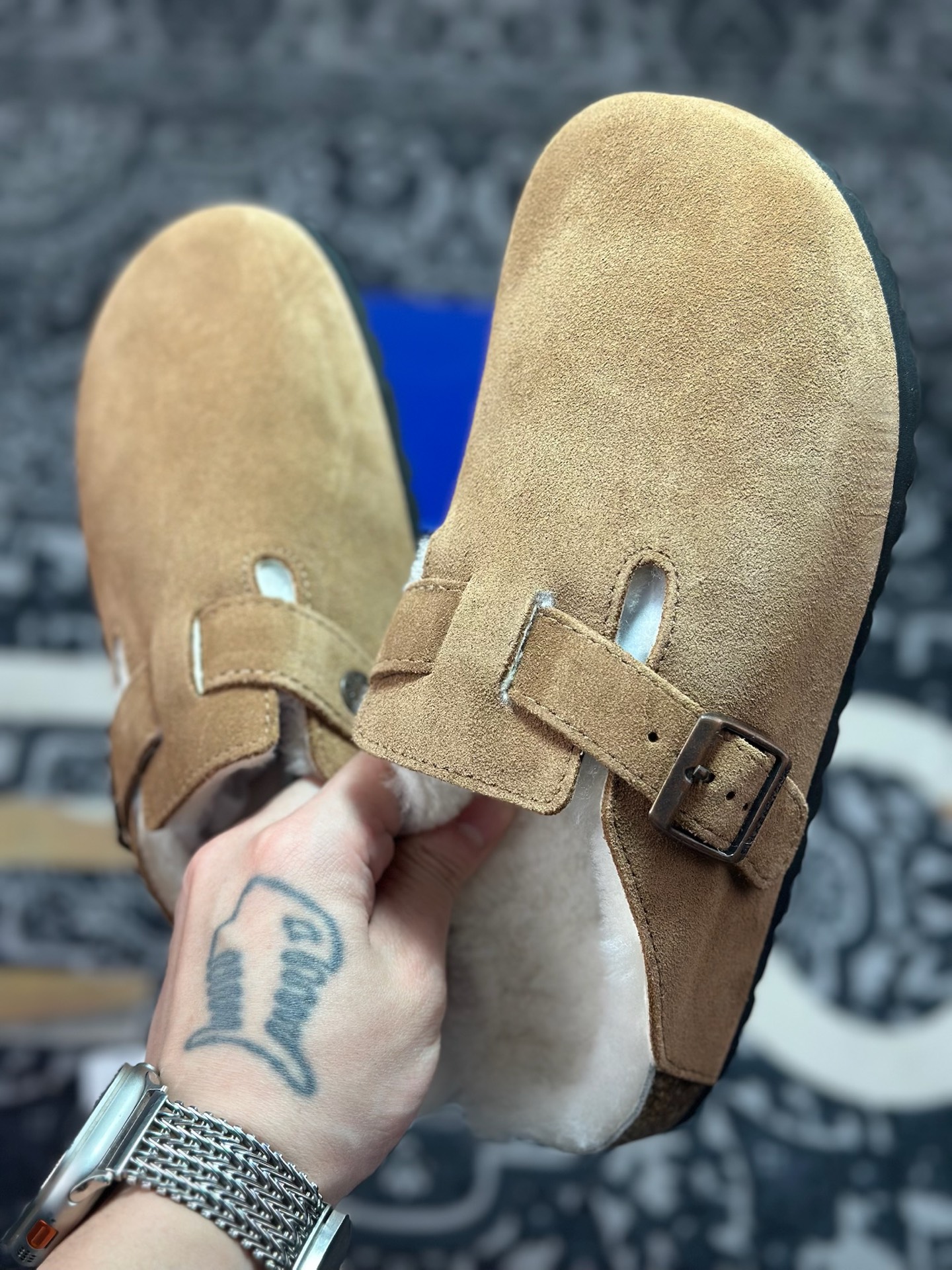 原装级别 勃肯 棕色加毛懒人拖鞋 博肯Birkenstock Birkenstock London Suede Leather 伦敦系列包头平底复古软木底休闲拖鞋