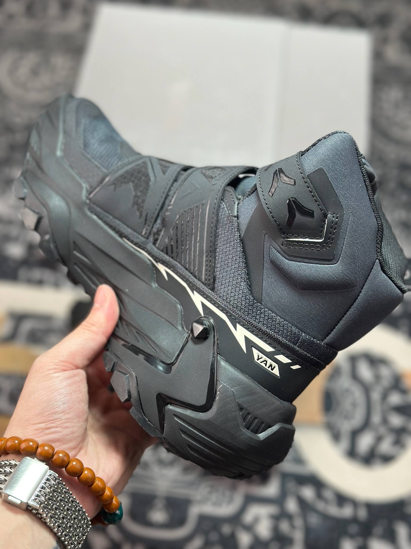 C4380 优选 原装级别 凯乐石KAILAS YAN GTX HIGH 运动户外 舒适时尚 防滑防水透气 高帮 登山徒步鞋 KS243