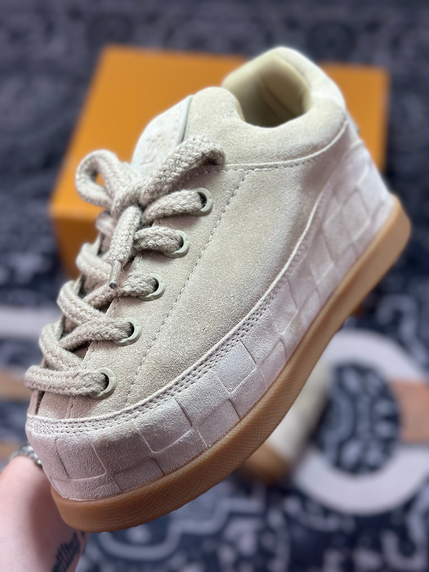 D9550 优选 原装级别 LVxNigo联款Yeti 菲董操刀的LVx nigo Yeti格子运动鞋