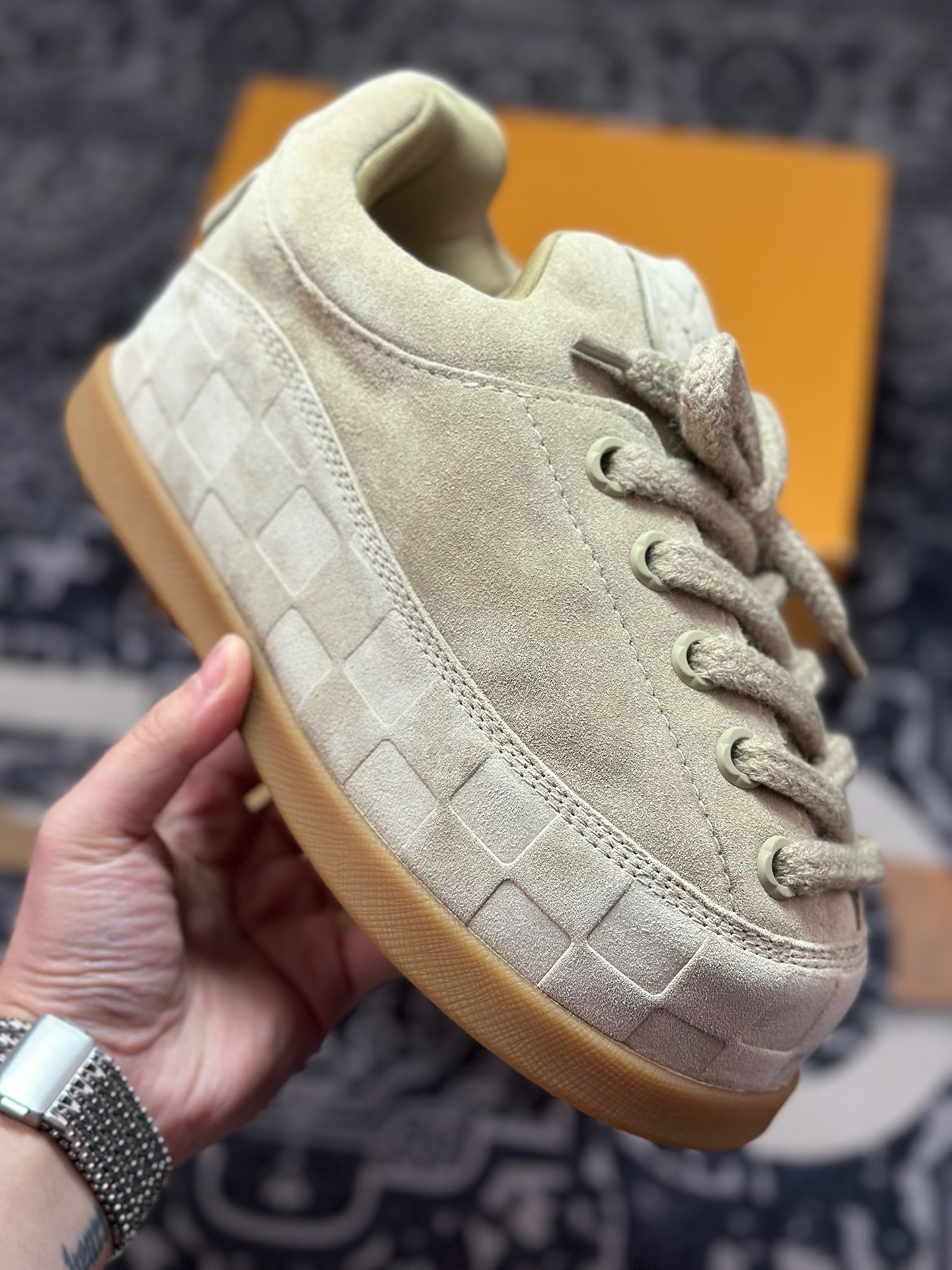 D9550 优选 原装级别 LVxNigo联款Yeti 菲董操刀的LVx nigo Yeti格子运动鞋