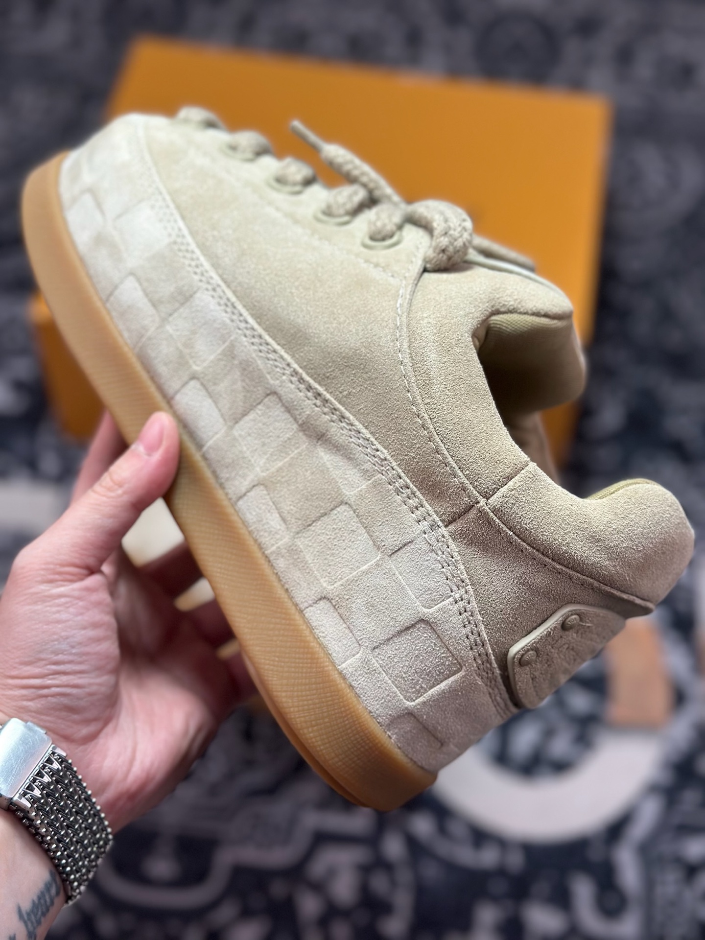 D9550 优选 原装级别 LVxNigo联款Yeti 菲董操刀的LVx nigo Yeti格子运动鞋